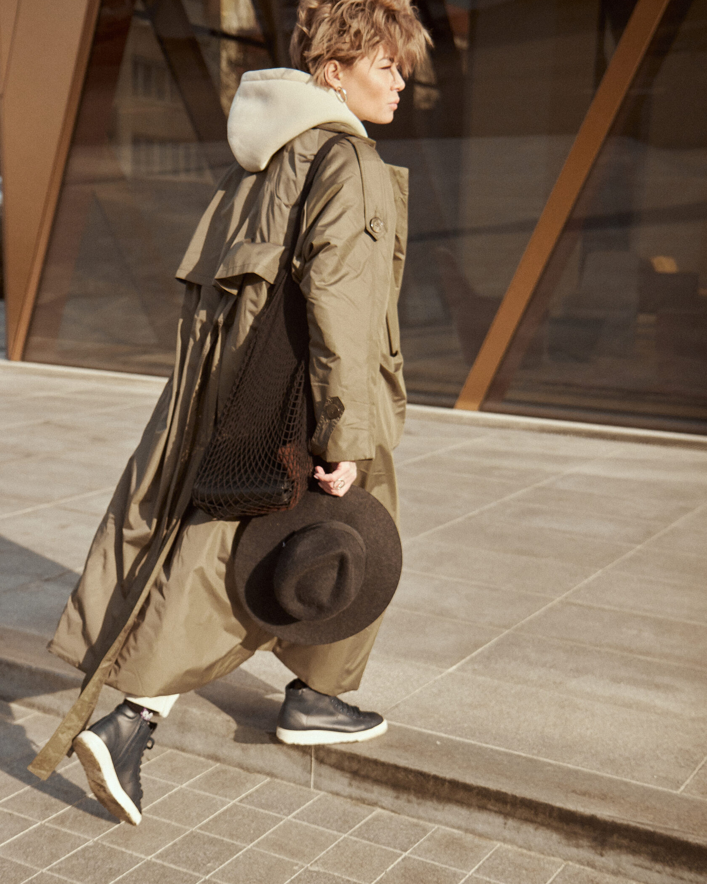 Фотограф портреты Екатеринбург индивидуальная фотосессия мужской женский портрет Екб заказать фотосет студия цена прогулочная съемка фото. Фотограф Екатеринбург Анастасия Жерновская | Маркетплейсы и нейрофото