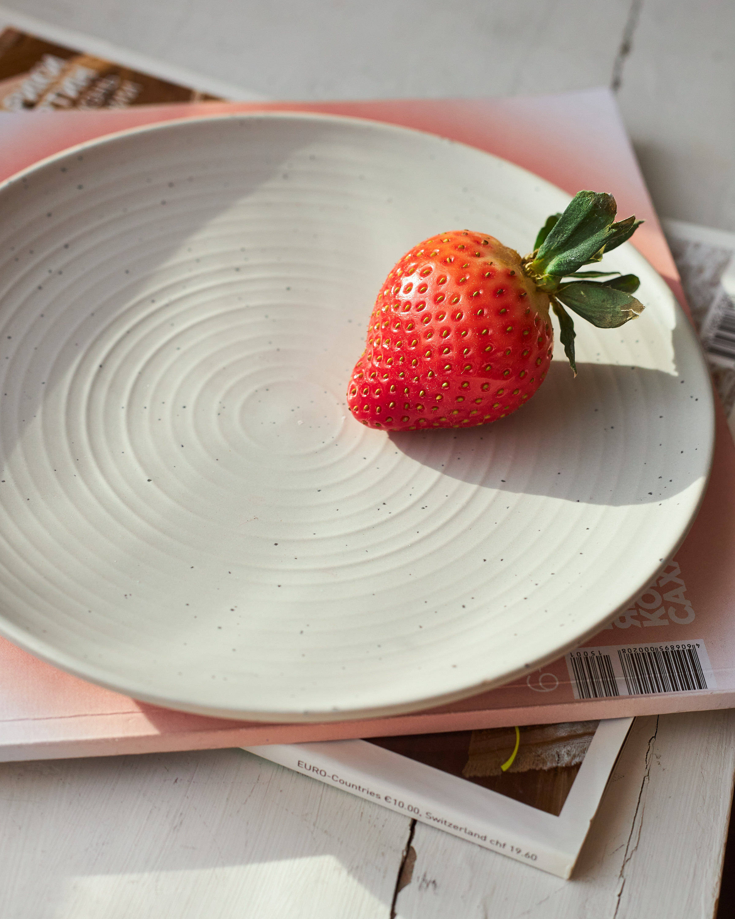 Фотосъемка еды Екатеринбург клубника в шоколаде десерты подарки фуд фотограф Екб предметная съемка товаров заказать цена контент WB. Фотограф Екатеринбург Анастасия Жерновская | Маркетплейсы и нейрофото