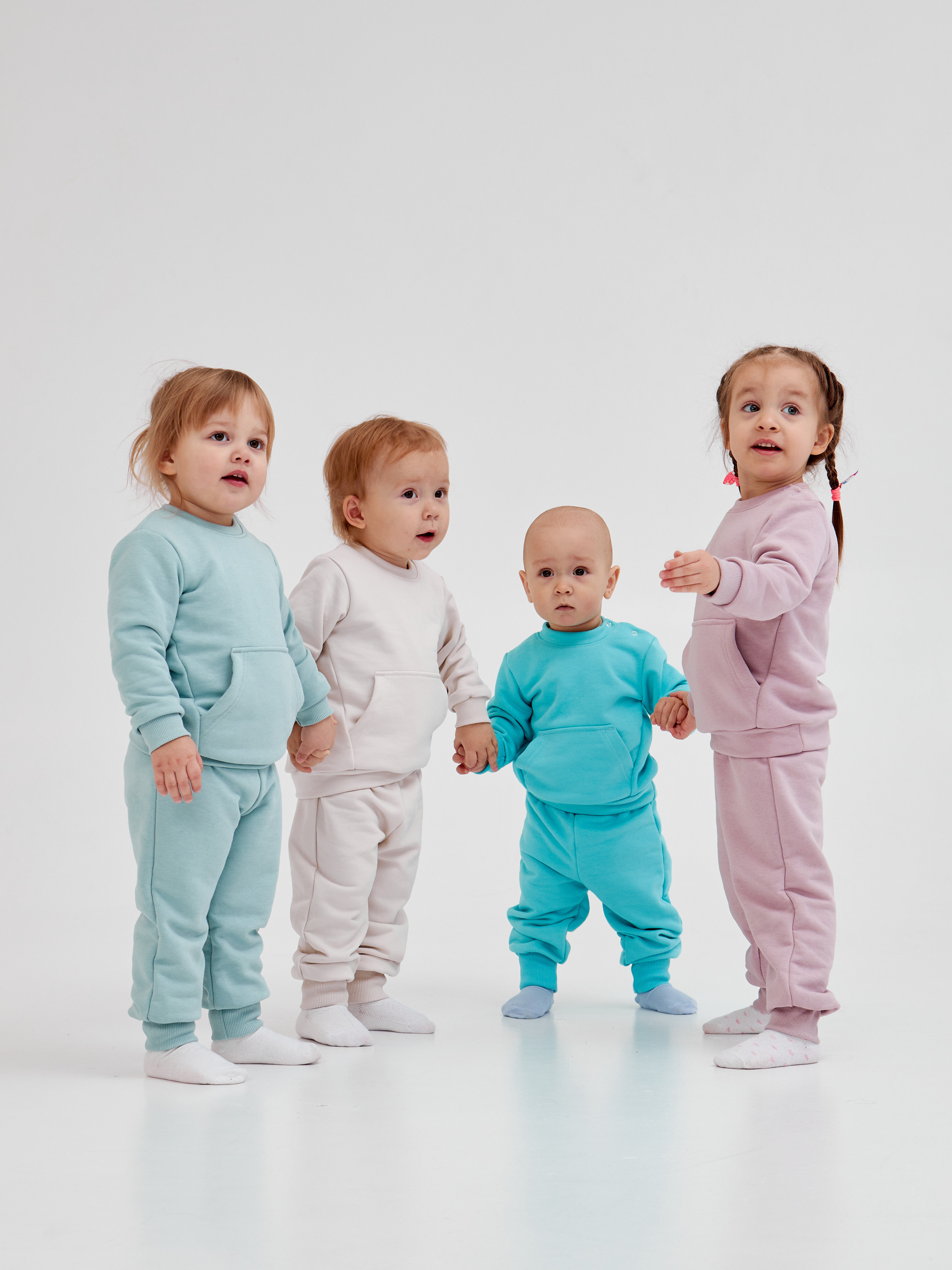 Фотосъемка детских костюмов Екатеринбург Wildberries ВБ Ozon Озон фотосессия детей одежда для мальчиков девочек Екб заказать цена фото товар. Фотограф Екатеринбург Анастасия Жерновская | Маркетплейсы и нейрофото