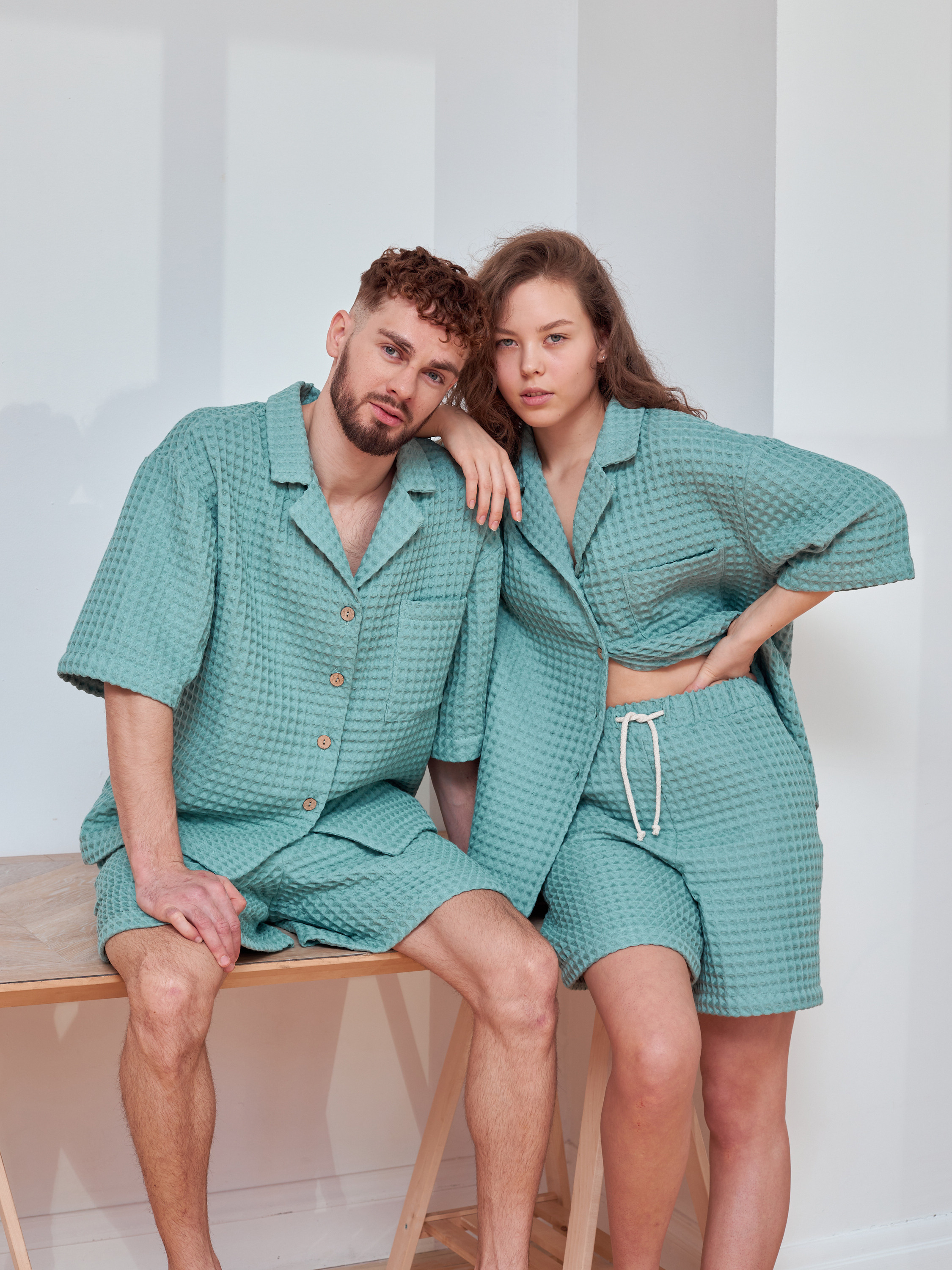 Фотосъемка пижам для Wildberries Екатеринбург ВБ Ozon Озон фотосессия белья Екб заказать цена фотосъемка товара WB домашняя одежда Екб. Фотограф Екатеринбург Анастасия Жерновская | Маркетплейсы и нейрофото