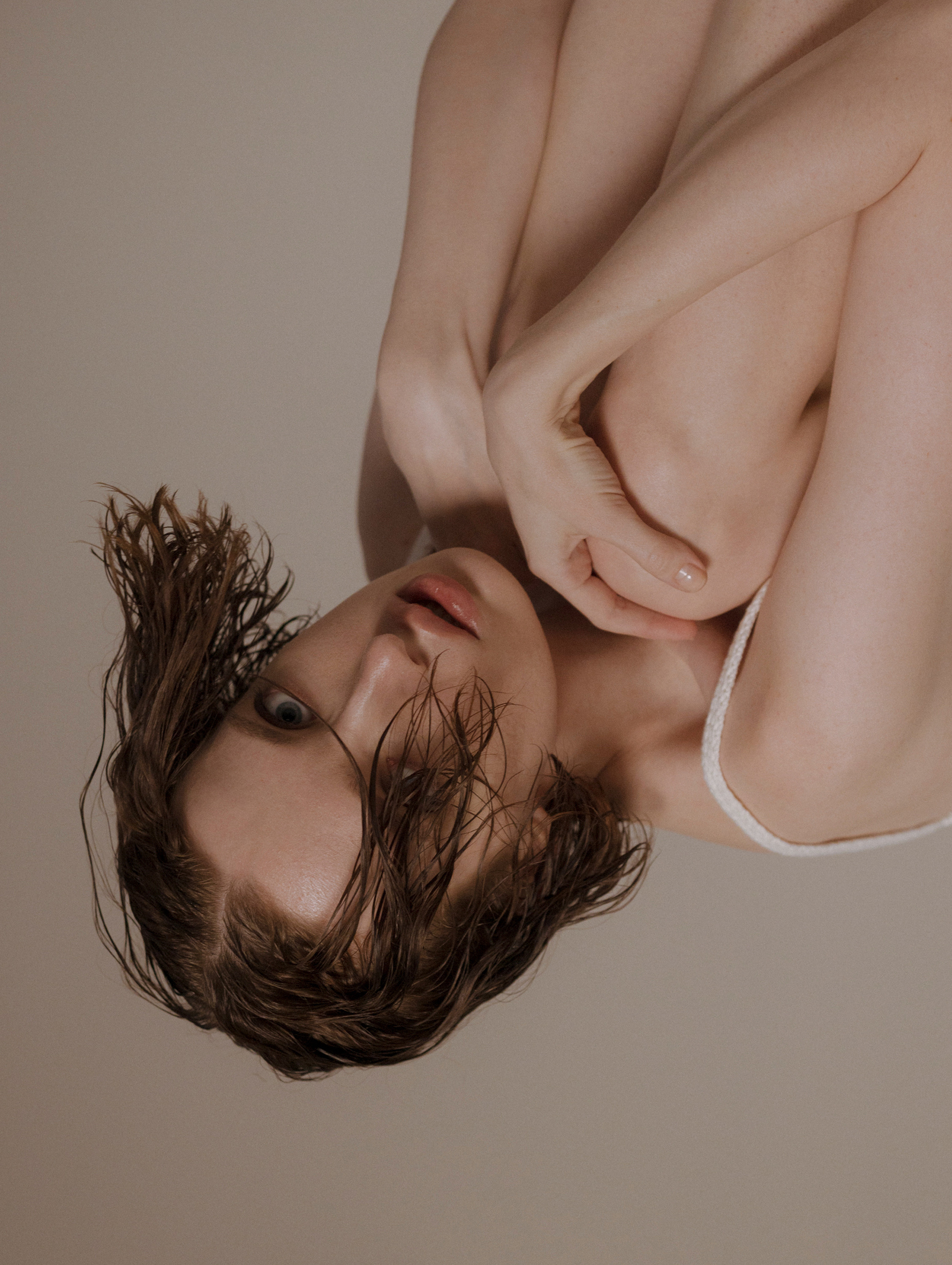 Фотосессия с песком for Masha Екатеринбург. Фотограф Екатеринбург Анастасия Жерновская | Маркетплейсы и нейрофото