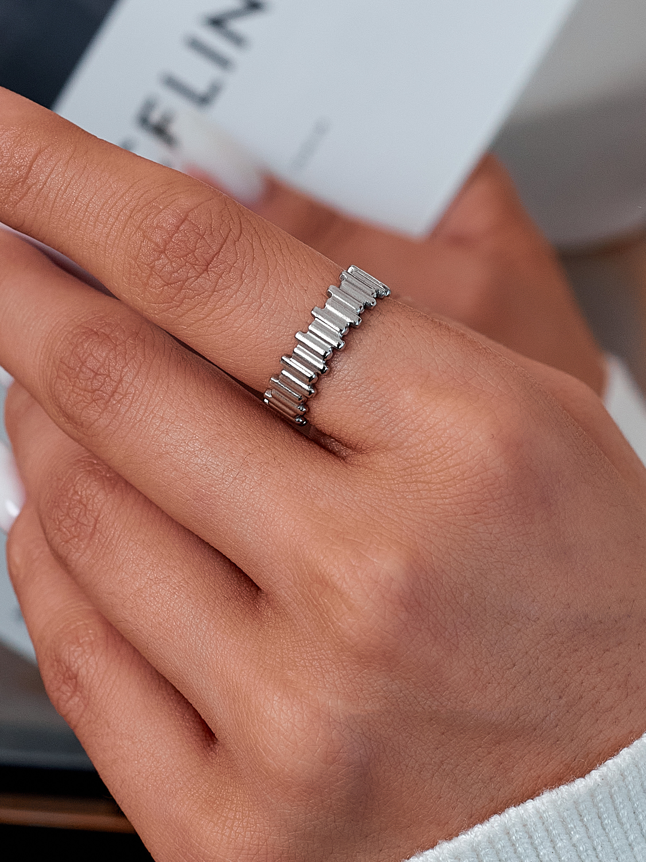 Фотосъемка колец бижутерии Екатеринбург украшения Wildberries ВБ Ozon предметка Екб заказать цена WB. Фотограф Екатеринбург Анастасия Жерновская | Маркетплейсы и нейрофото