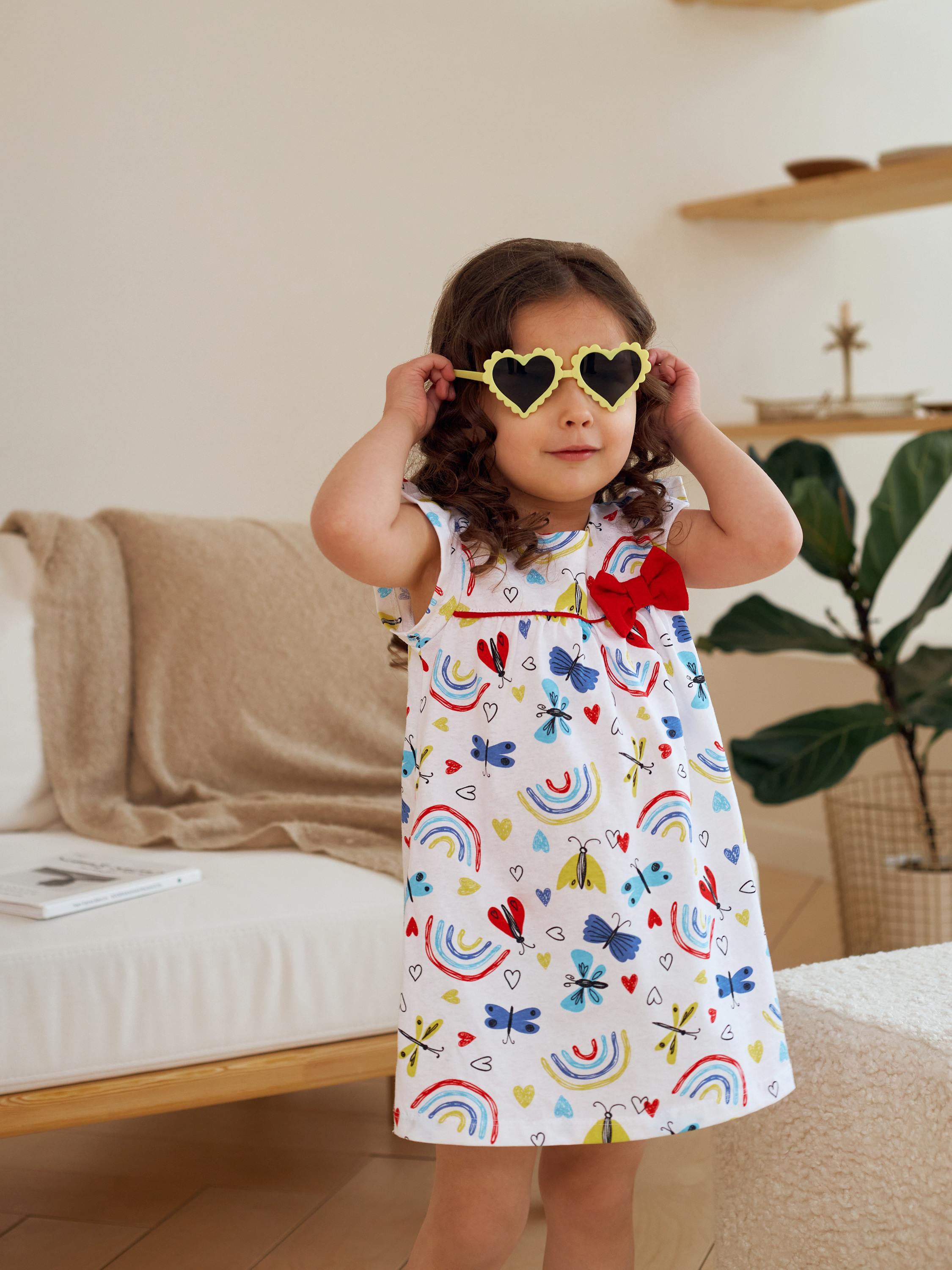 Фотосъемка детских платьев Екатеринбург Wildberries ВБ Ozon Озон фотосессия детей Екб заказать цена фотосъемка товара WB платья. Фотограф Екатеринбург Анастасия Жерновская | Маркетплейсы и нейрофото