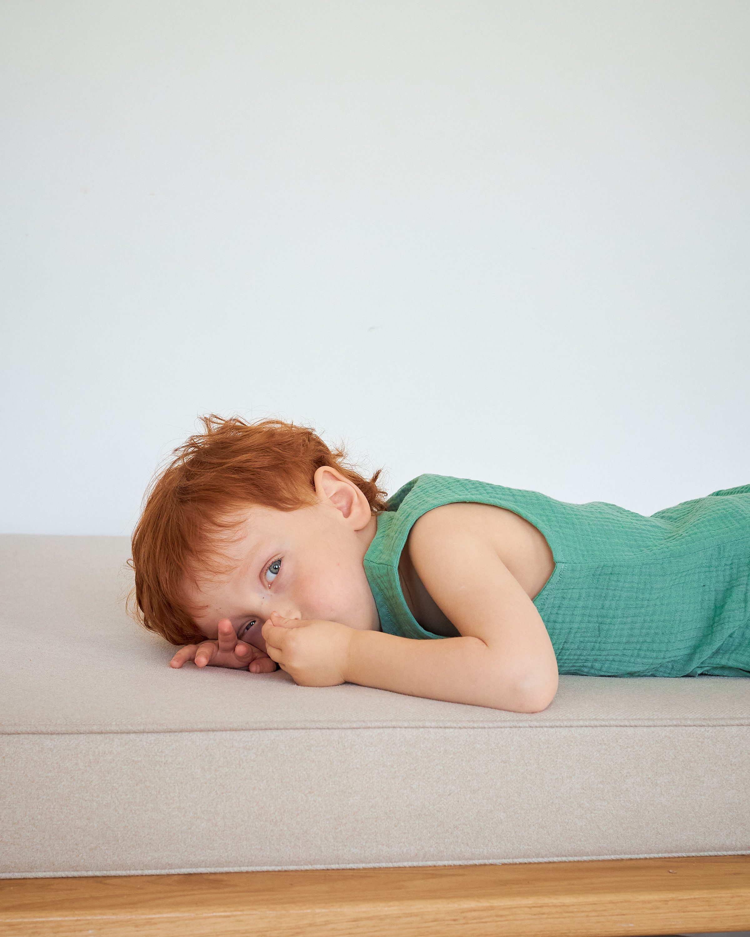 Фотосъемка Bubusya summer Екатеринбург Wildberries ВБ Ozon Озон фотосессия детей Екб заказать цена фотосъемка товара WB детская одежда. Фотограф Екатеринбург Анастасия Жерновская | Маркетплейсы и нейрофото