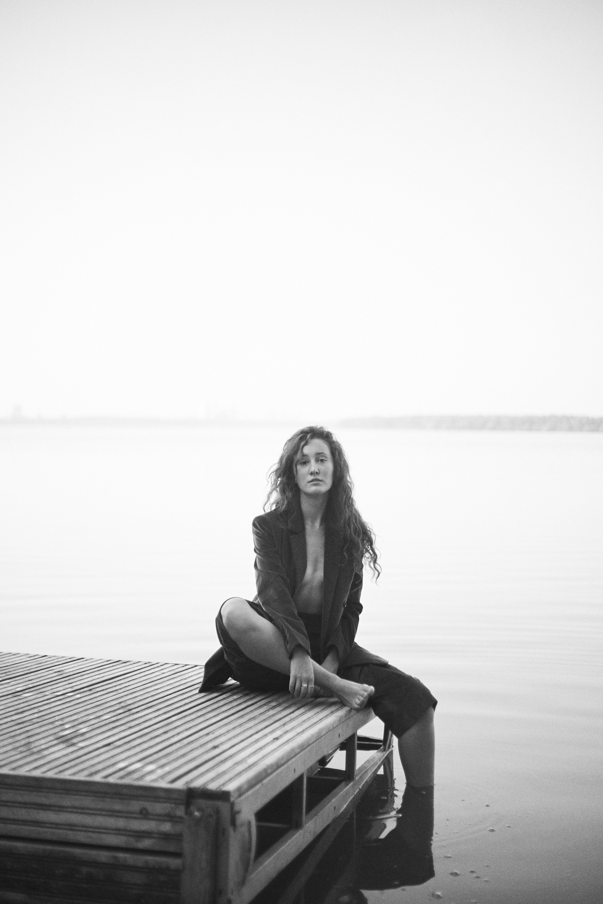 Съемка на озере Екатеринбург. Фотограф Екатеринбург Анастасия Жерновская | Маркетплейсы и нейрофото