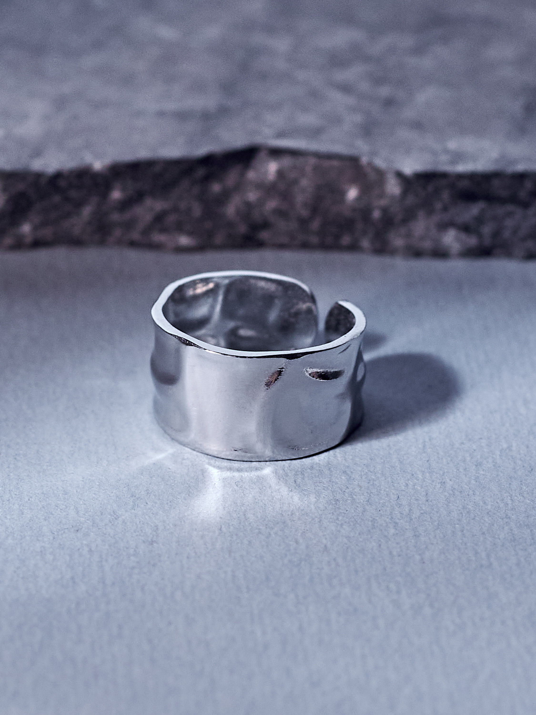 Фотосъемка колец бижутерии Екатеринбург украшения Wildberries ВБ Ozon предметка Екб заказать цена WB. Фотограф Екатеринбург Анастасия Жерновская | Маркетплейсы и нейрофото