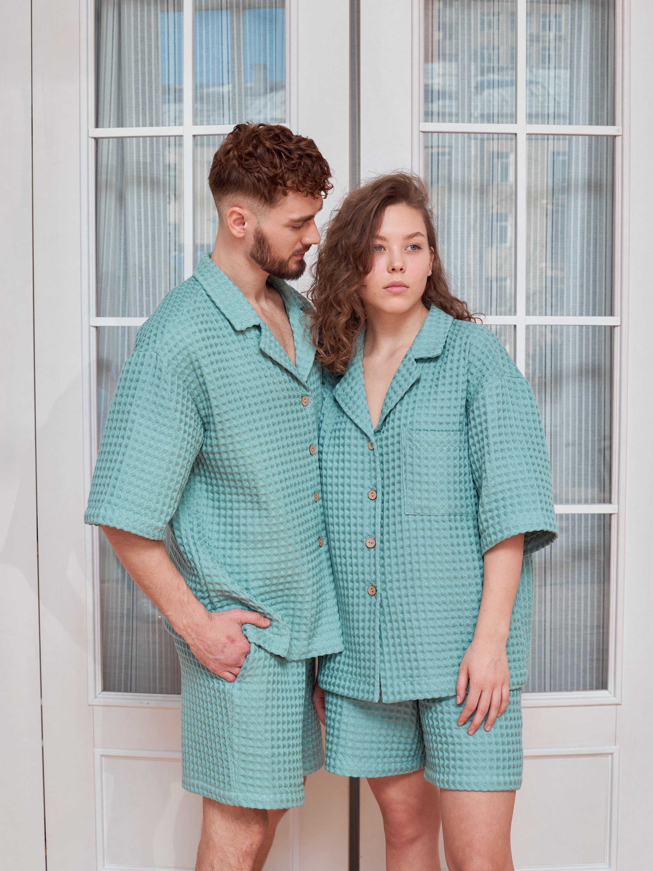 Фотосъемка пижам для Wildberries Екатеринбург ВБ Ozon Озон фотосессия белья Екб заказать цена фотосъемка товара WB домашняя одежда Екб. Фотограф Екатеринбург Анастасия Жерновская | Маркетплейсы и нейрофото