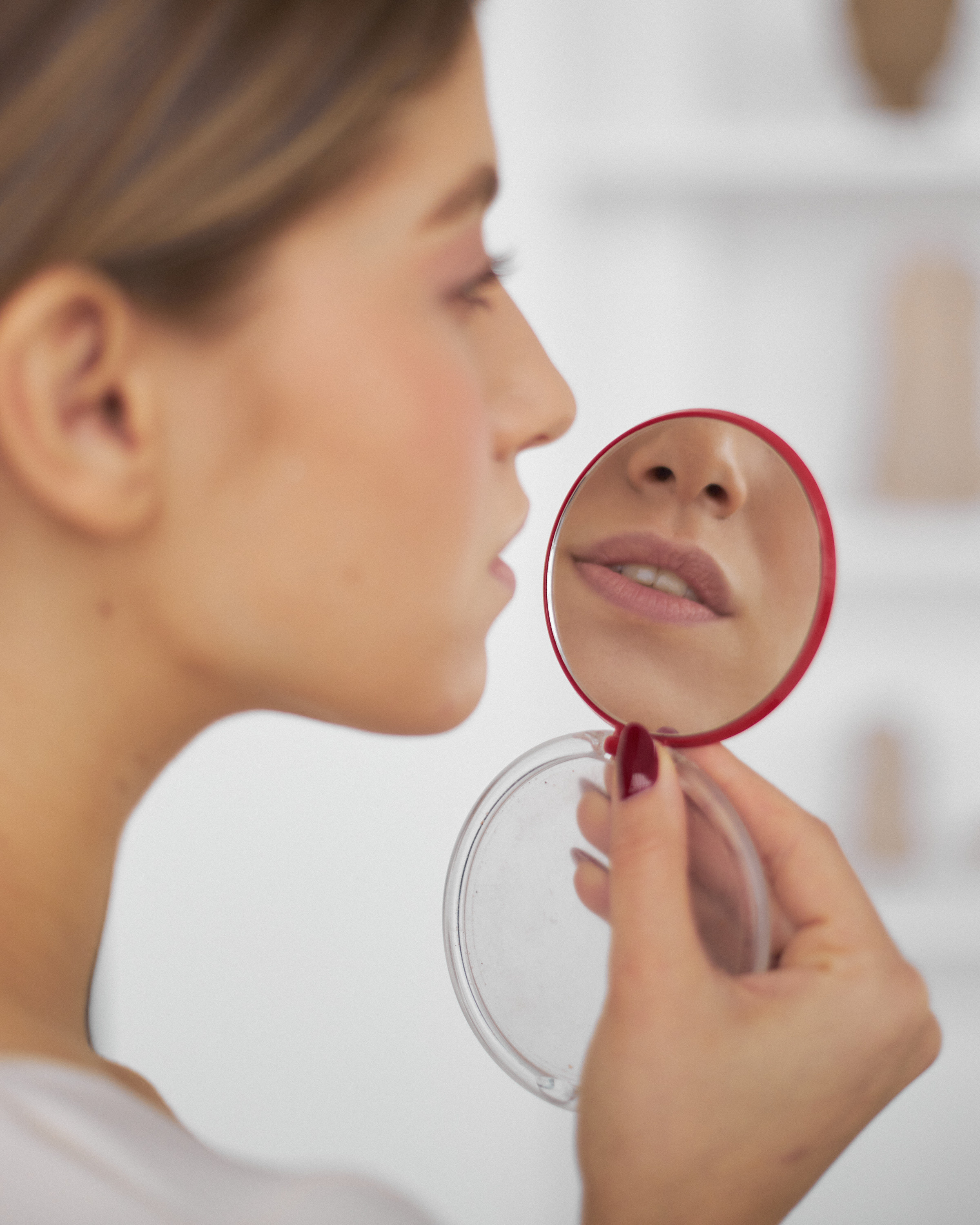 Фотосъемка для бьюти мастера Екатеринбург салон красоты маникюр ресницы брови косметолог Екб фотограф контент визуал заказать цена. Фотограф Екатеринбург Анастасия Жерновская | Маркетплейсы и нейрофото