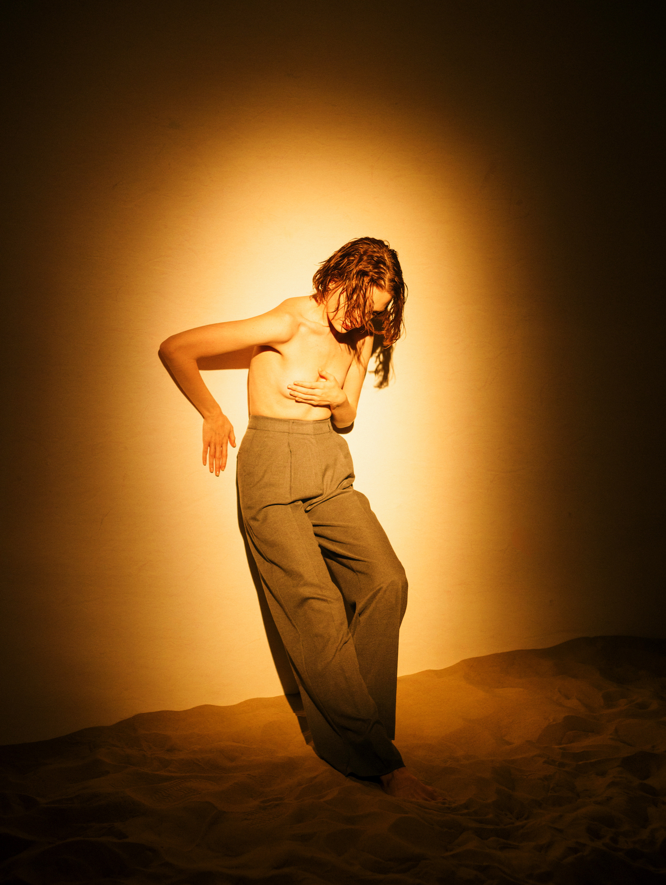 Фотосессия с песком for Masha Екатеринбург. Фотограф Екатеринбург Анастасия Жерновская | Маркетплейсы и нейрофото