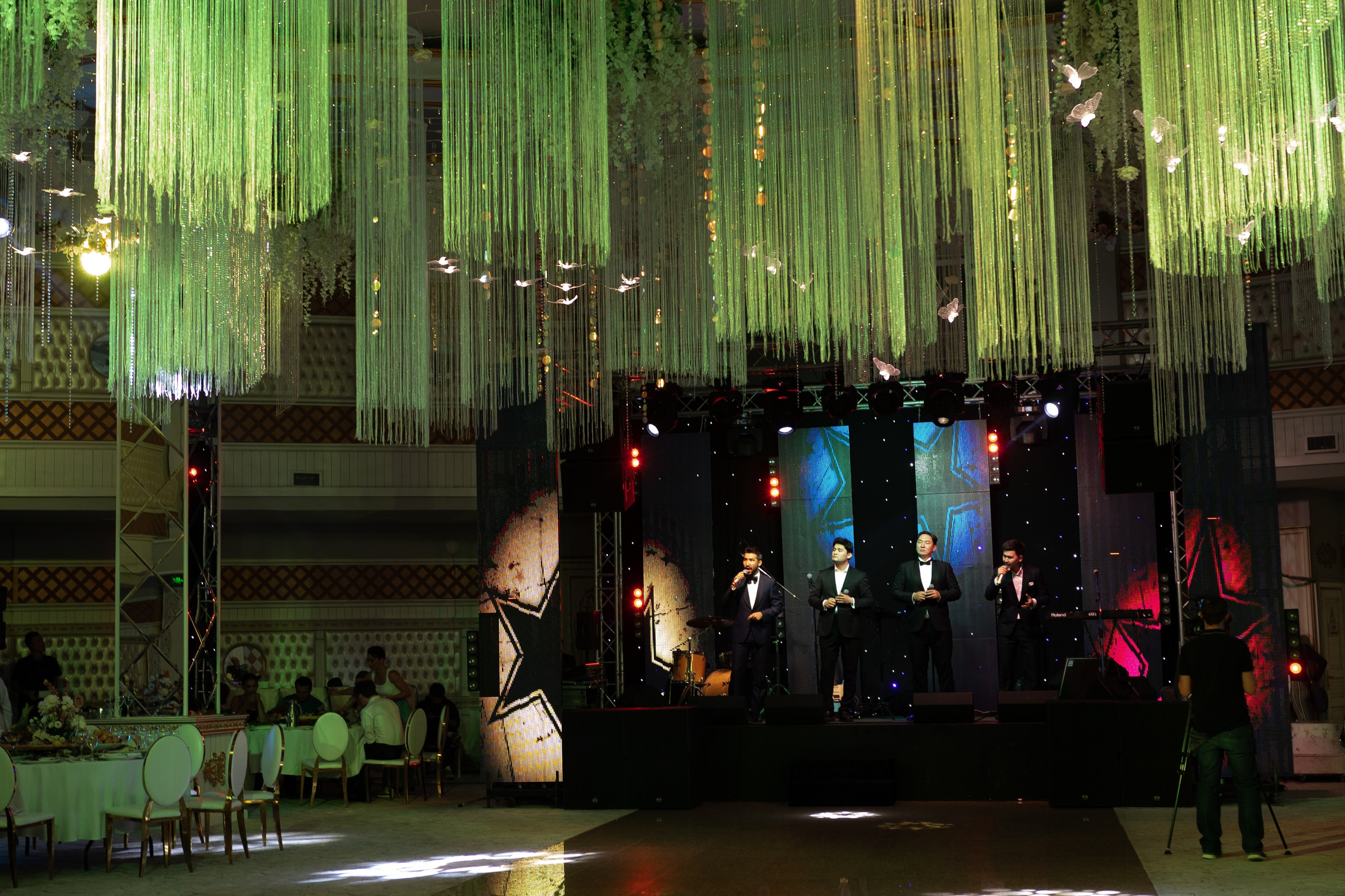 Репортаж. Свадебный и семейный фотограф в Алматы Laura Dosmann