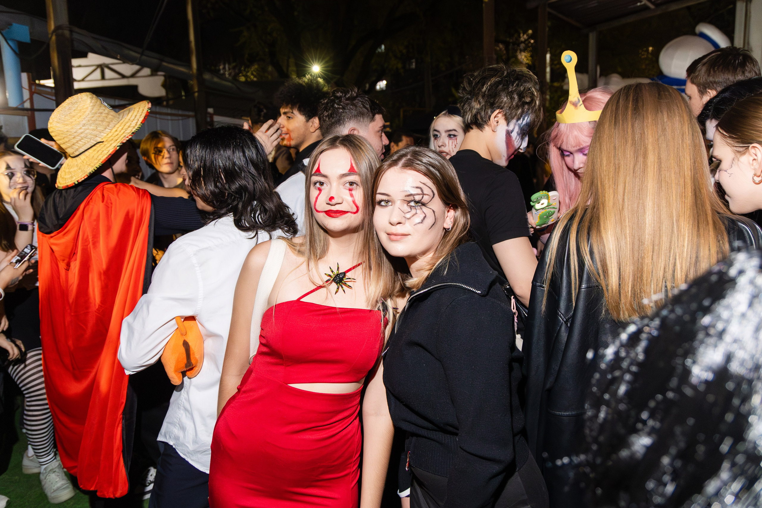 ВЫШКА WAVE — HALLOWEEN. Портретный фотограф в Алматы