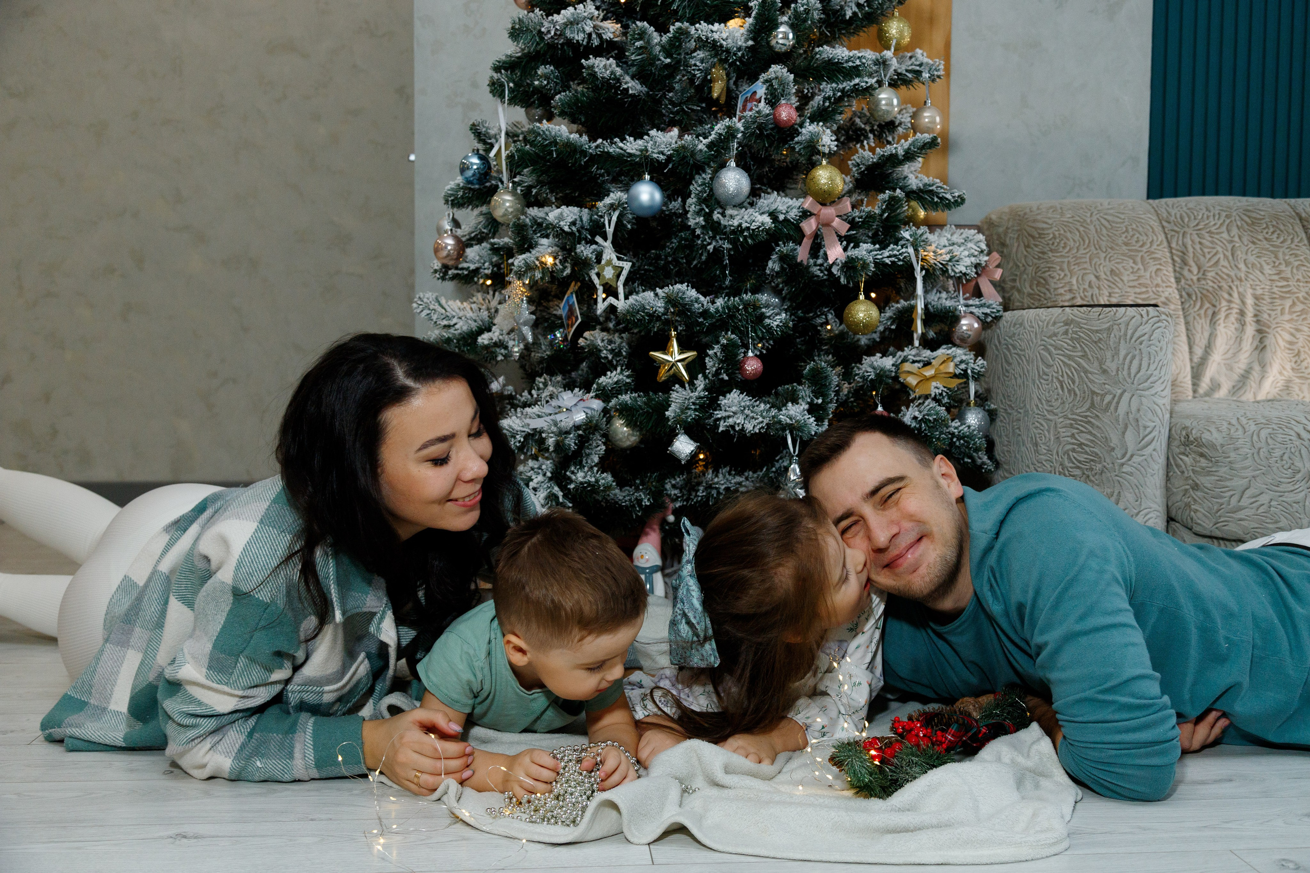 Предновогодняя домашняя фотосессия. Фотограф Александра Сыщенко