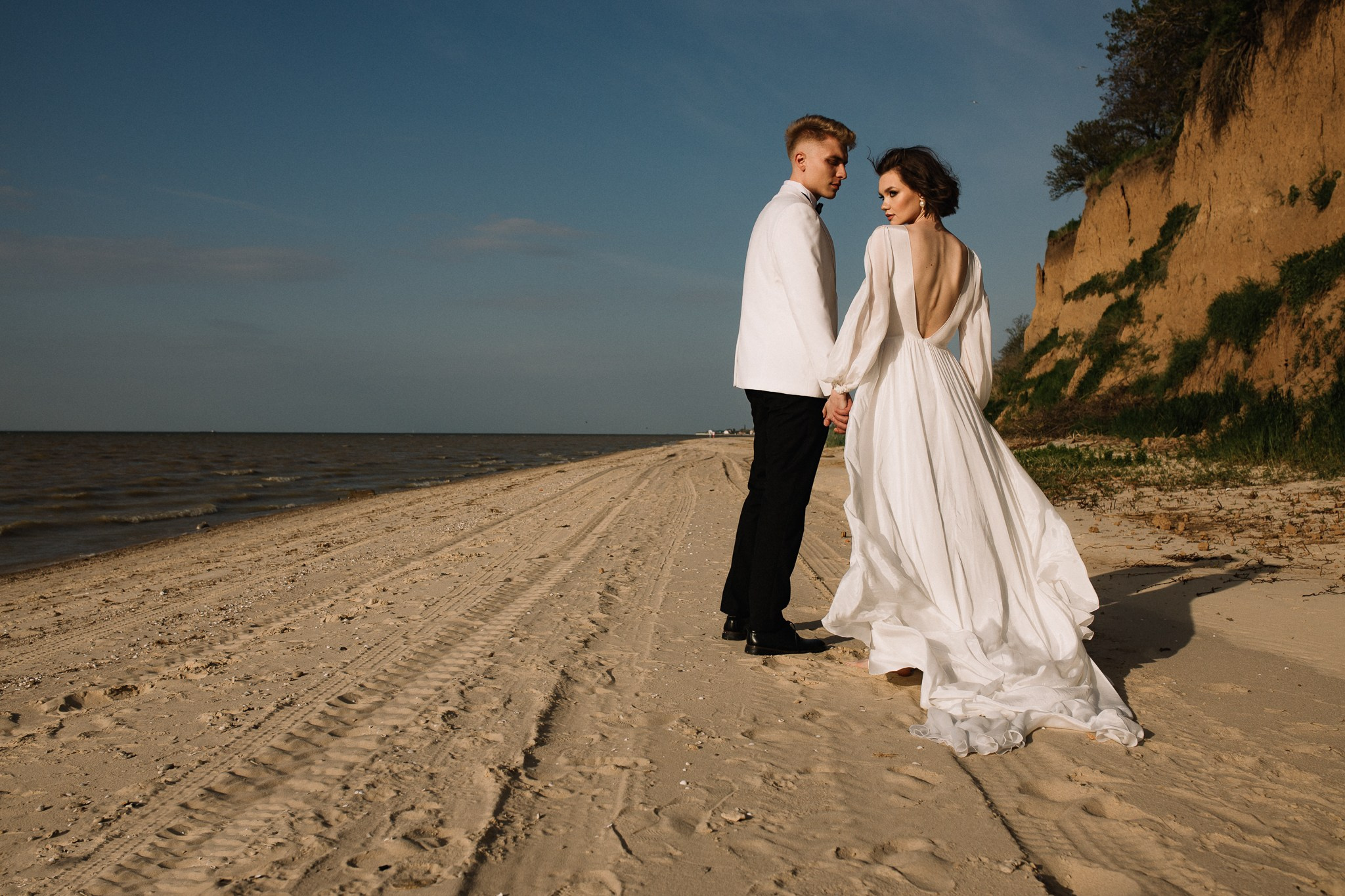 Клятва у волн: пляжная свадебная love story. Семейный и свадебный фотограф Ростове-на-Дону