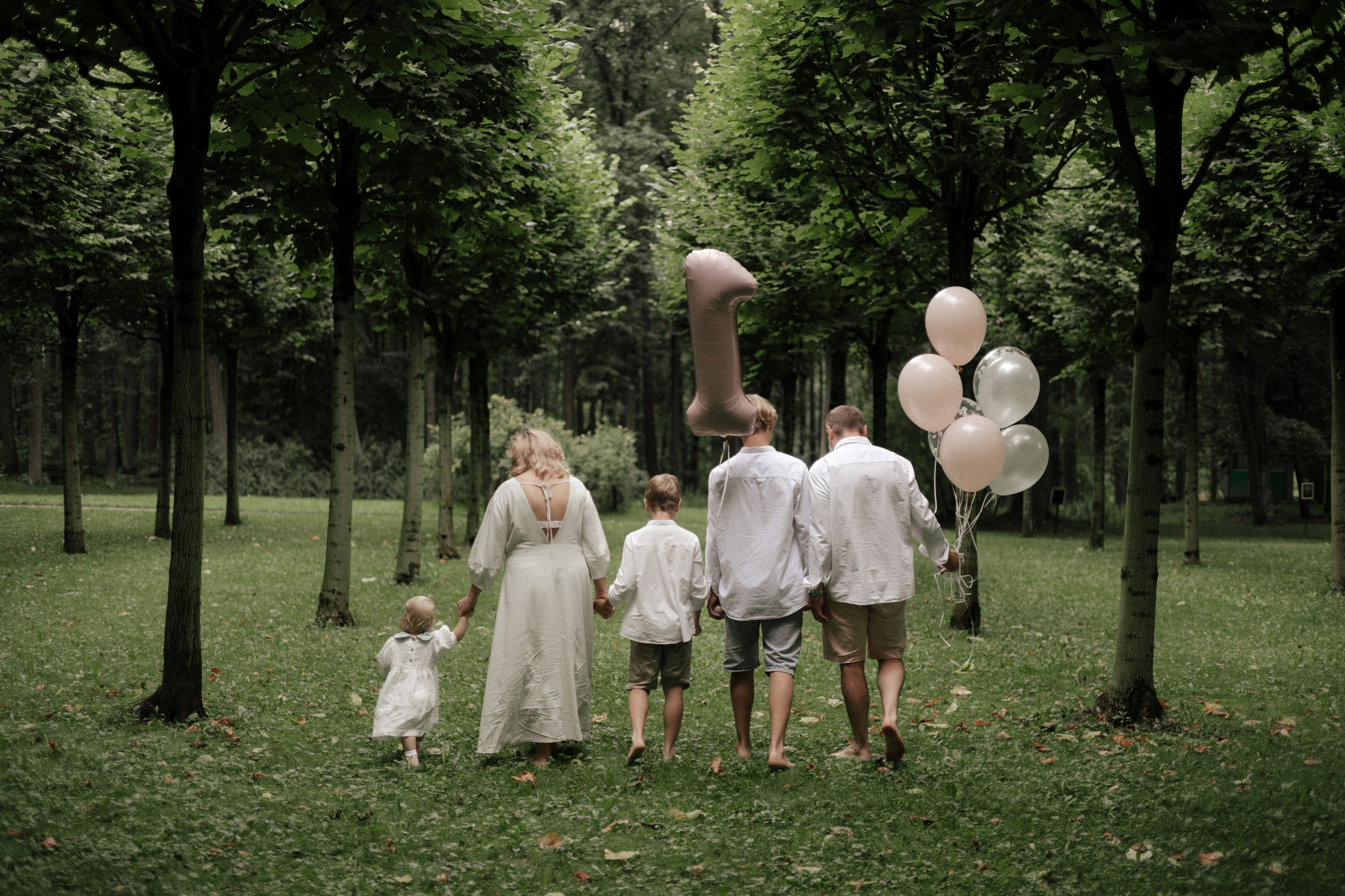 Семейная фотосессия в Оставьевском парке. Свадебный и портретный фотограф в Москве Анастасия Масюк