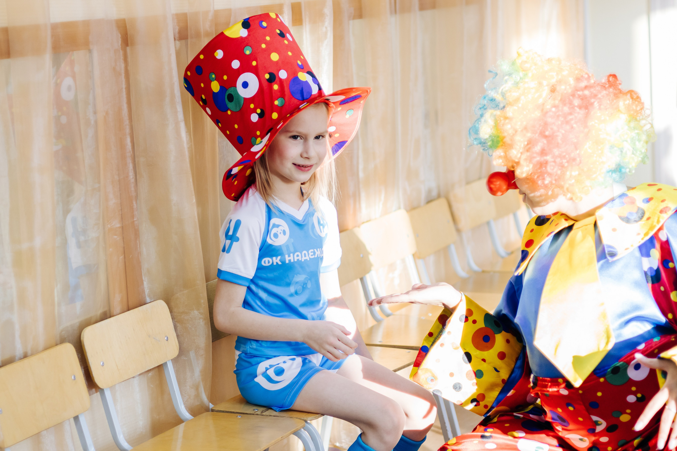 Фотосессия с кубком в детских садах г. Магнитогорска. Денис Прохоров Фотограф в г. Магнитогорск