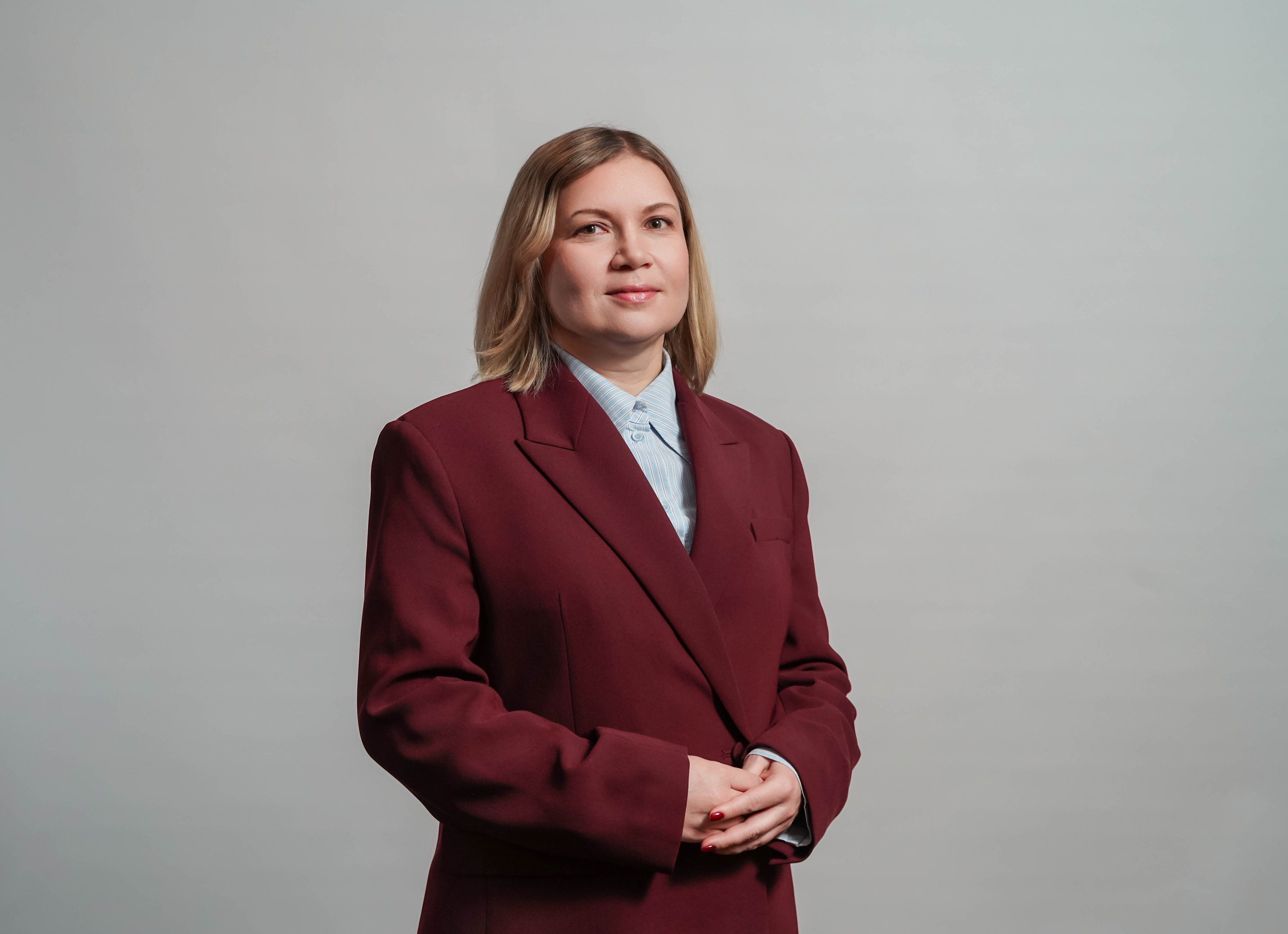 Корпоративные портреты сотрудников. Свадебный и семейный фотограф в Омске Белозерова Александра