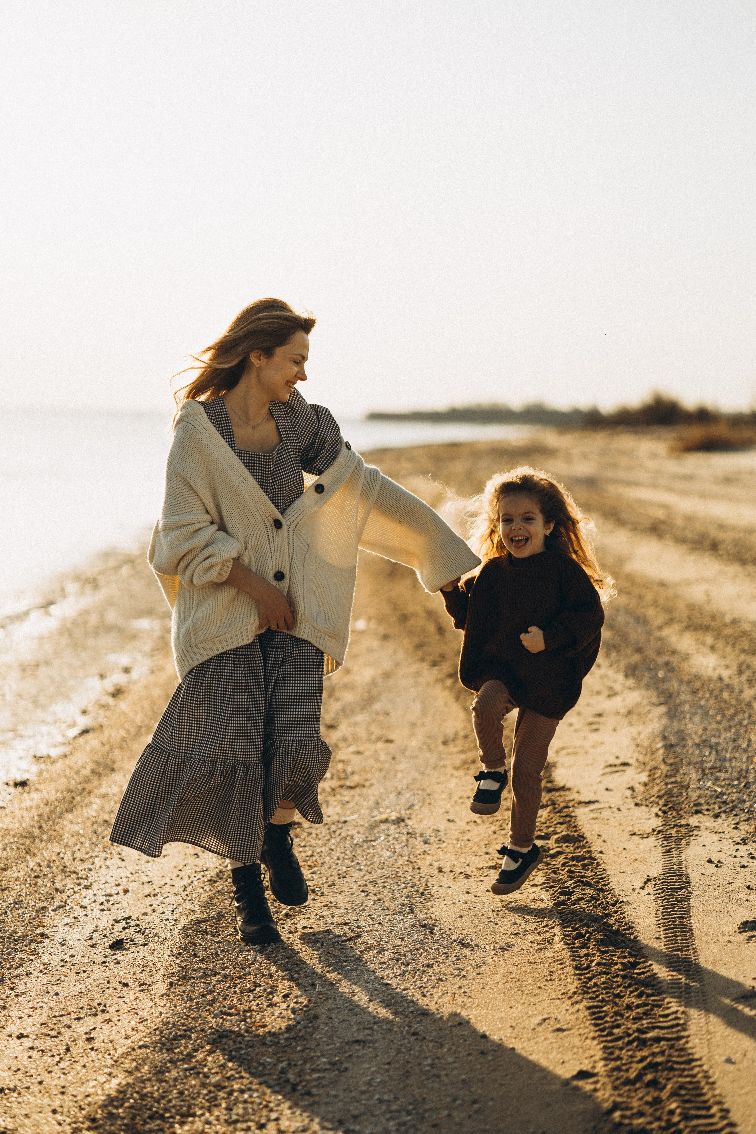 Мама и дочка, такая нежная весна. Семейный и детский фотограф, таганрог, ростов-на-дону