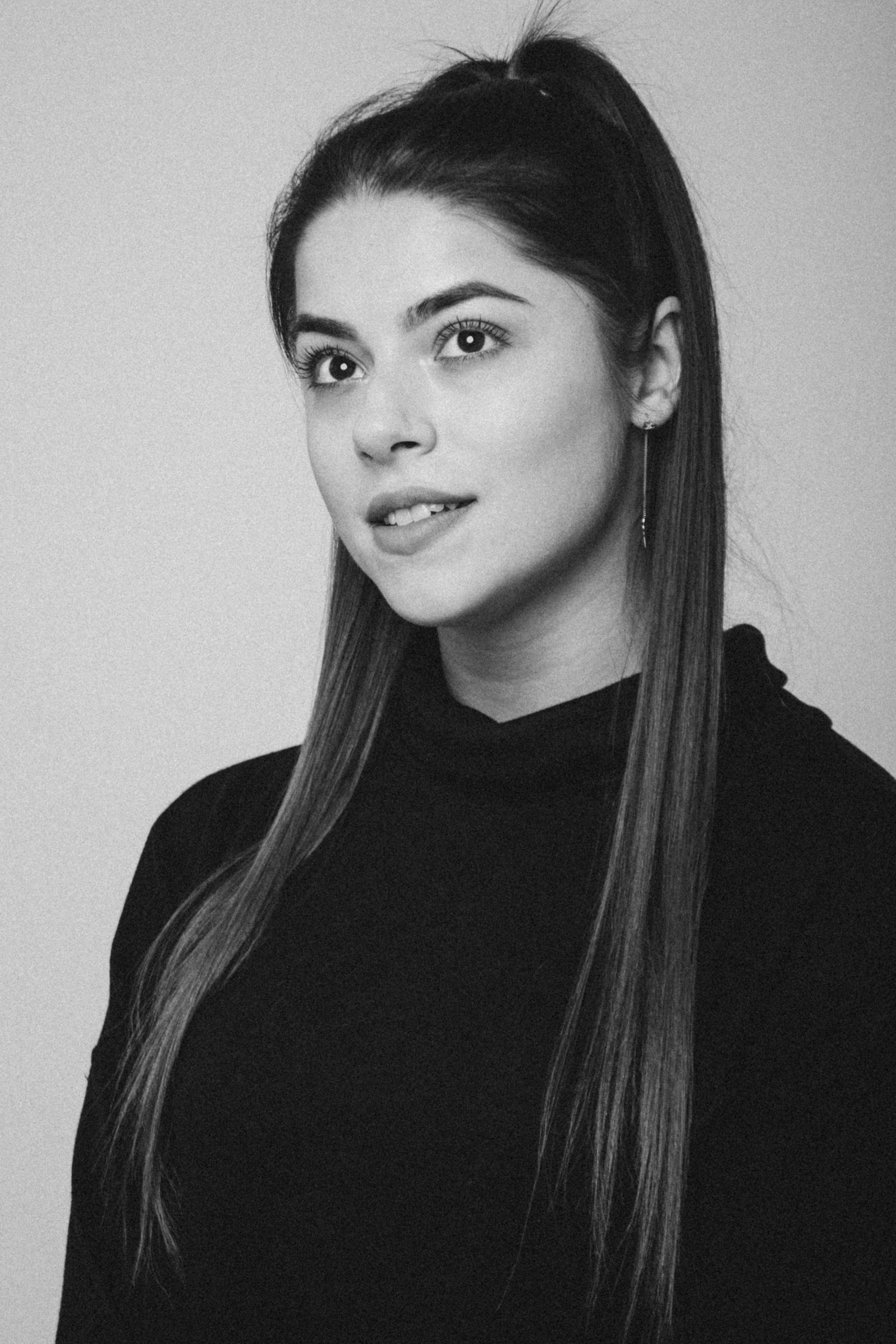 1. Портретный фотограф и ретушер Спирина Александра | Тула