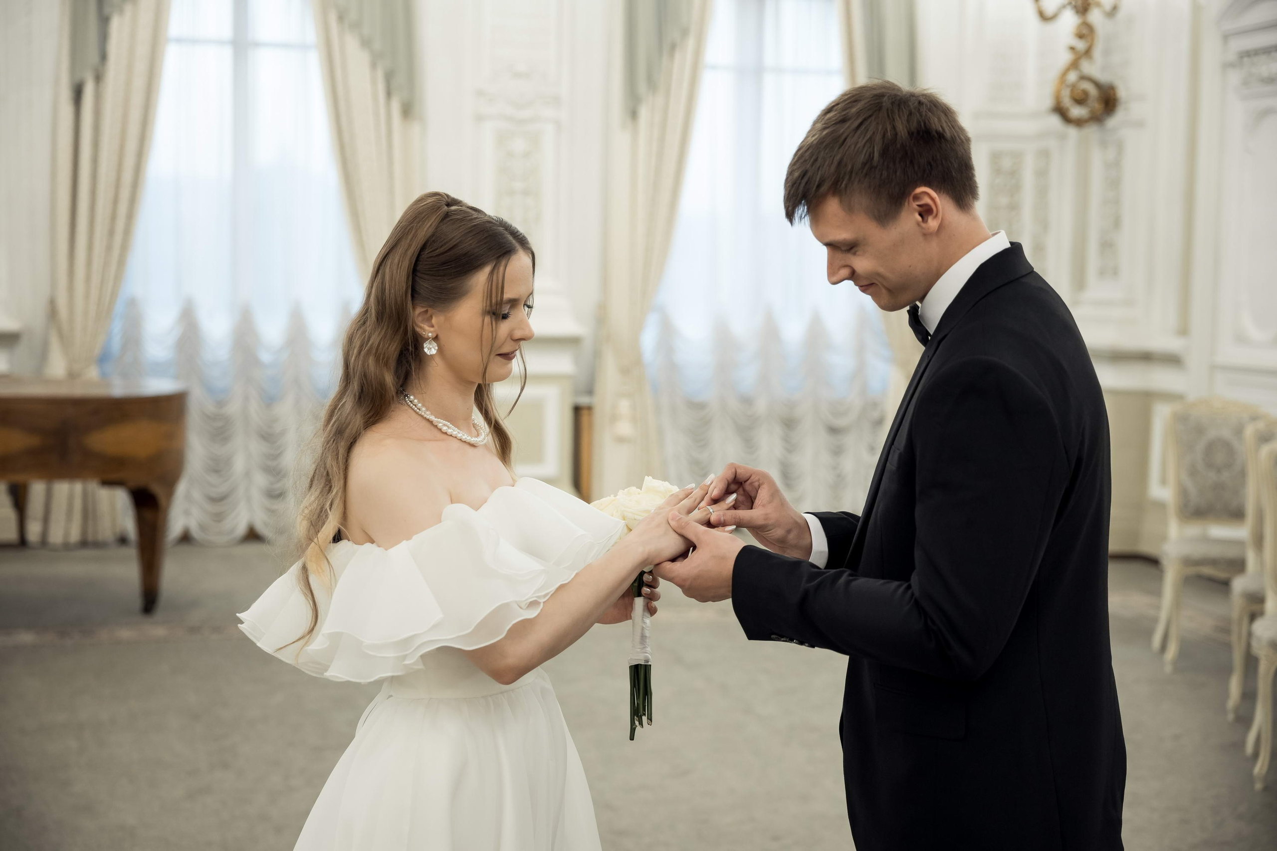 Екатерина и Михаил. Свадебный фотограф Игорь Брундасов 8PHOTO на свадьбу венчание загс СПб