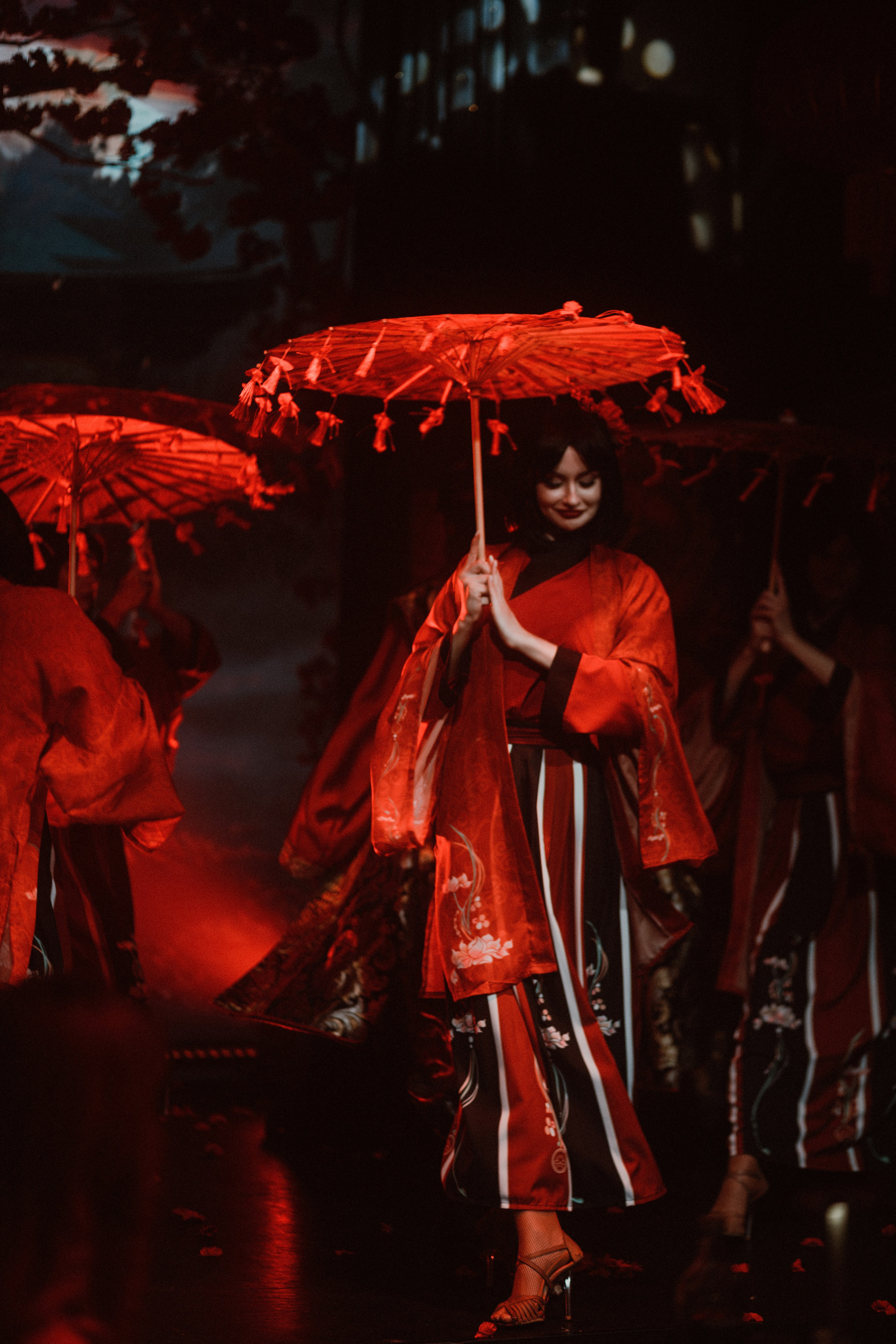 8 марта (воскресенье). BENUAR Restaurant