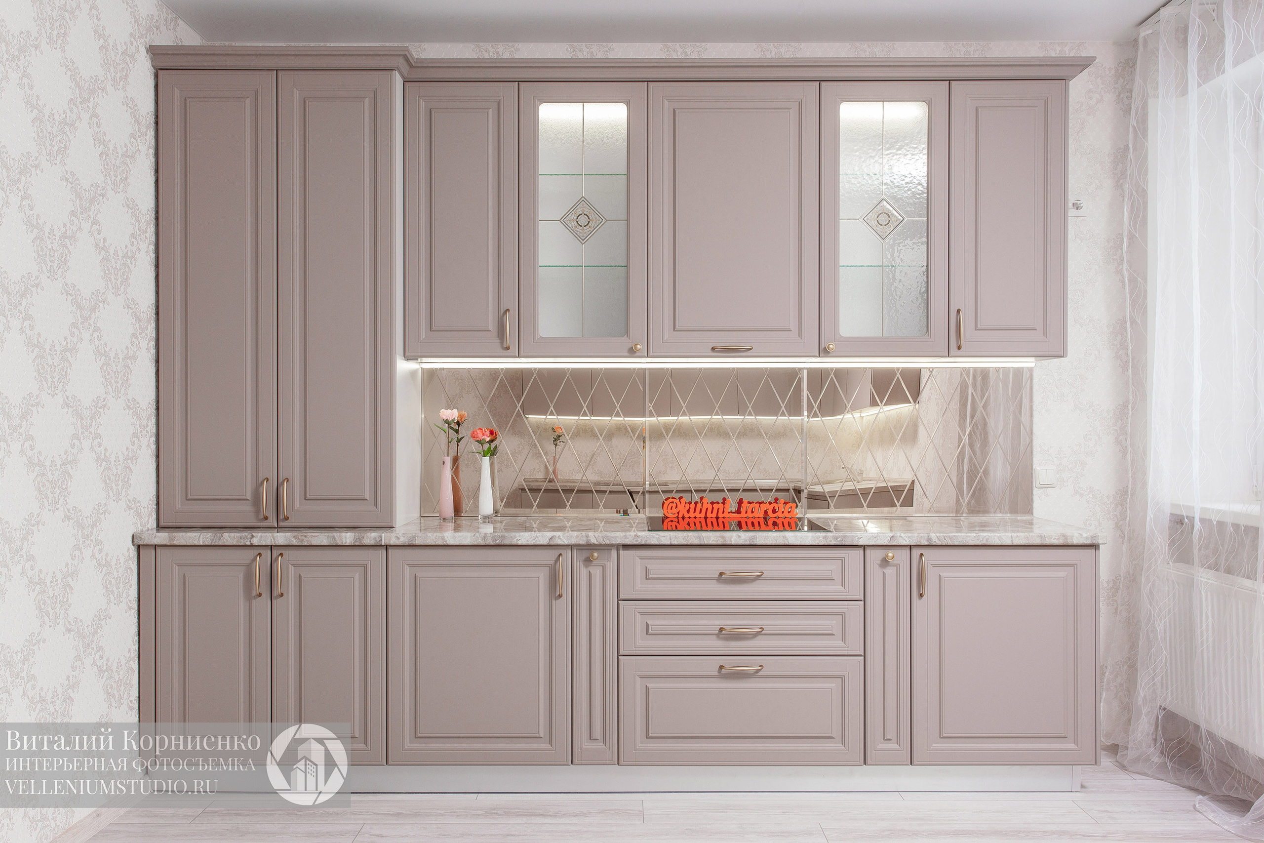 Фотосъемка салона кухонной мебели. Интерьерный фотограф Краснодар: профессионально по доступным ценам