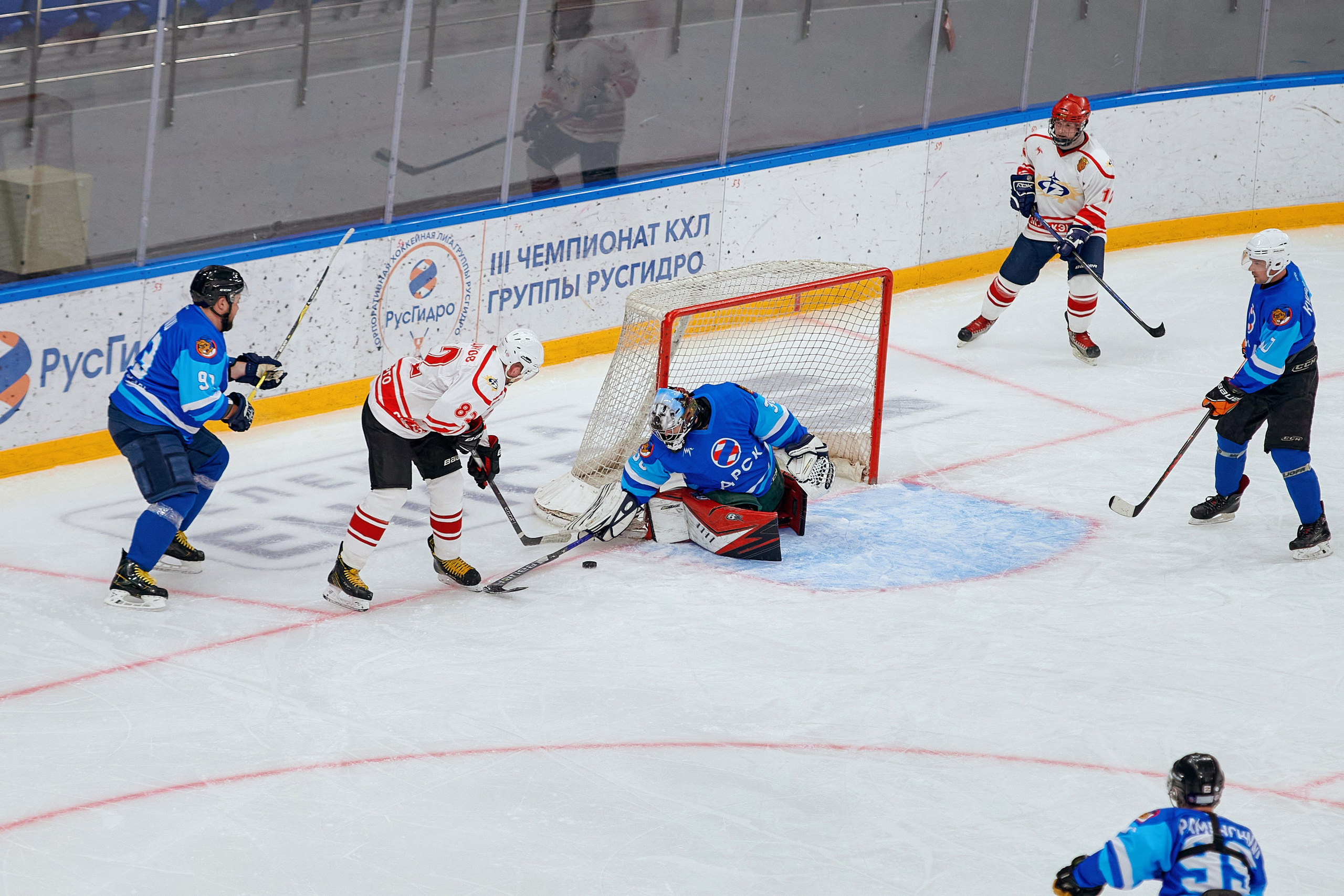 Портфолио репортажной фотосъёмки: Кристалл арена — Хоккей — РусГидро. Фотограф Яковлев Роман — Красноярск