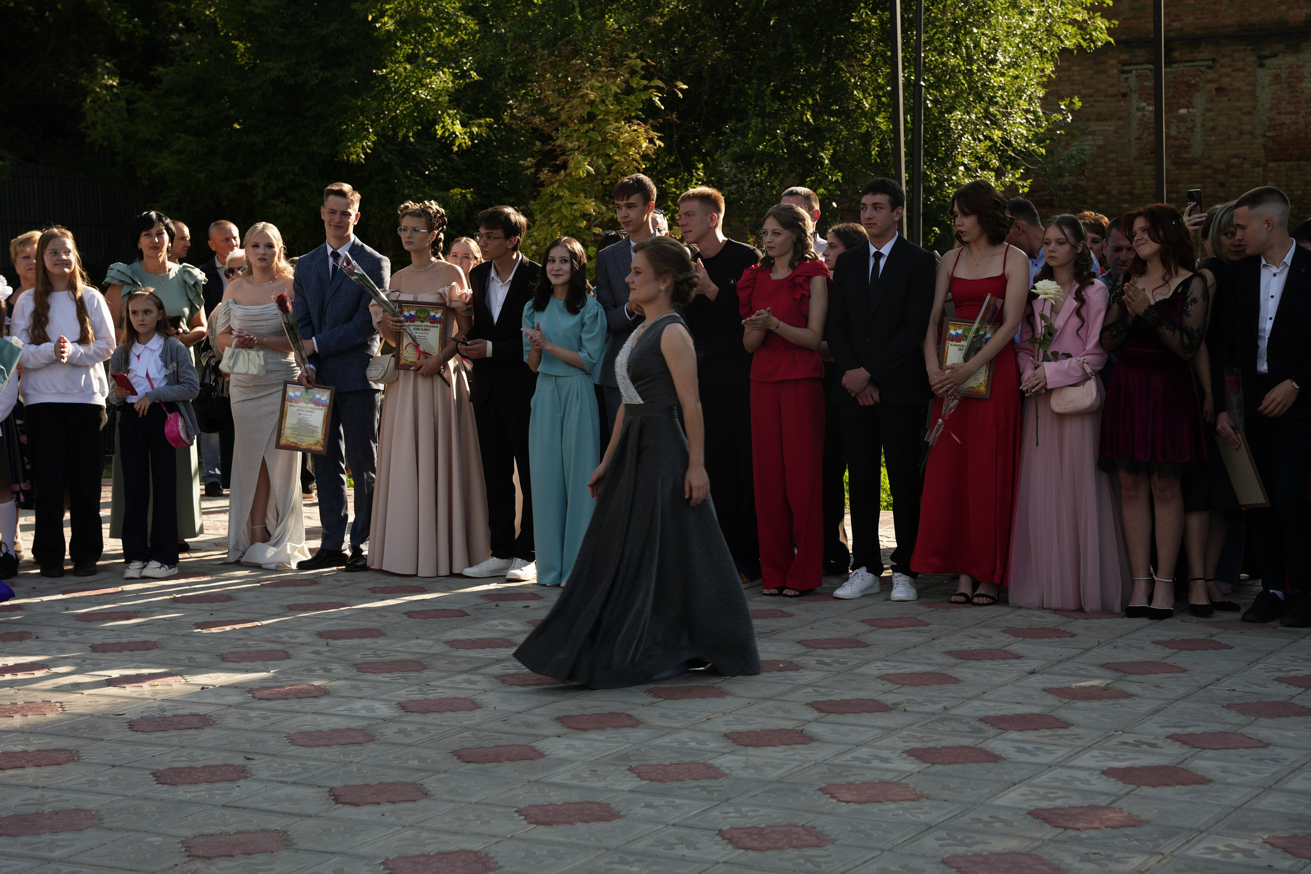 Выпускной в парке. Ольга Плаксина фотограф в Саратове