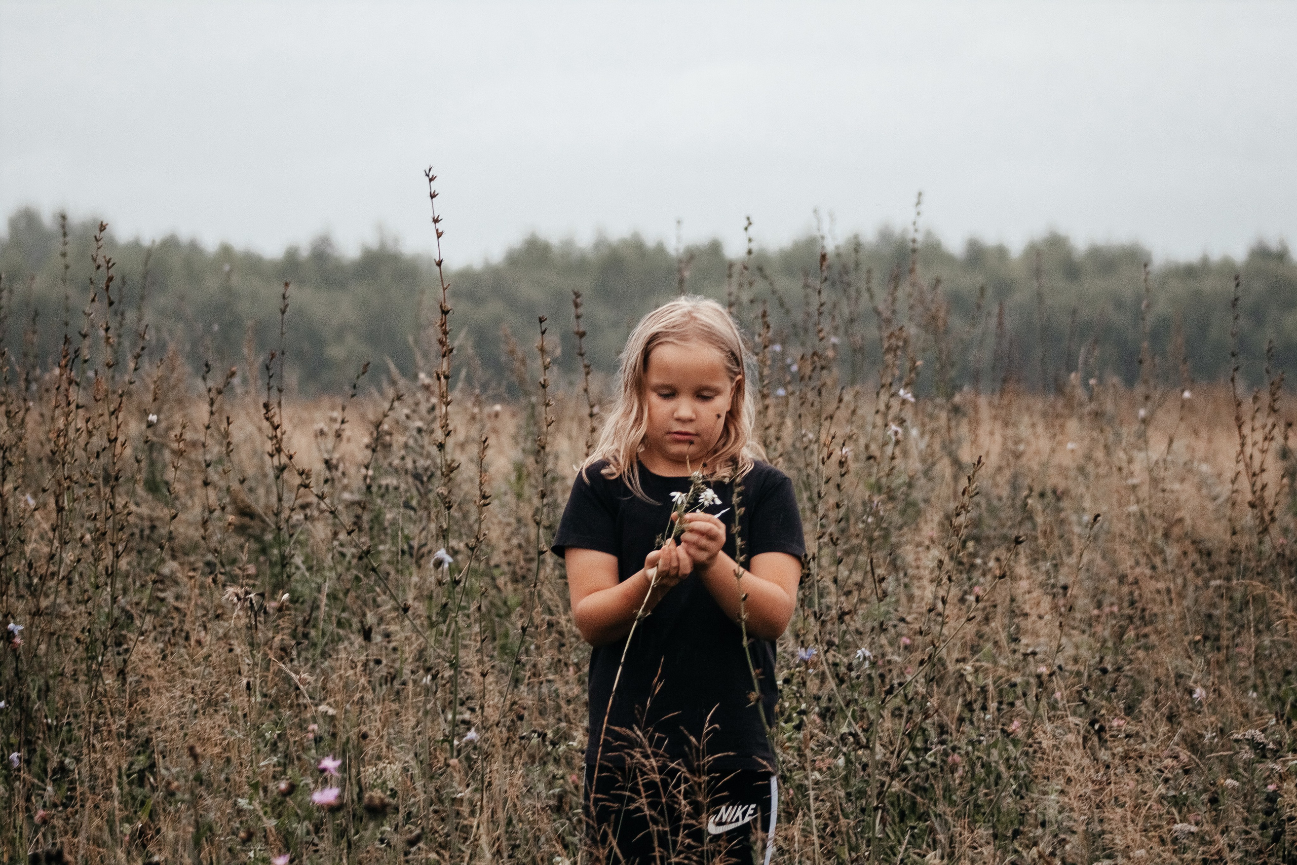Ксюша и утки. Фотограф в Ветлуге Сергей Белов (VETLUGA B.S.)