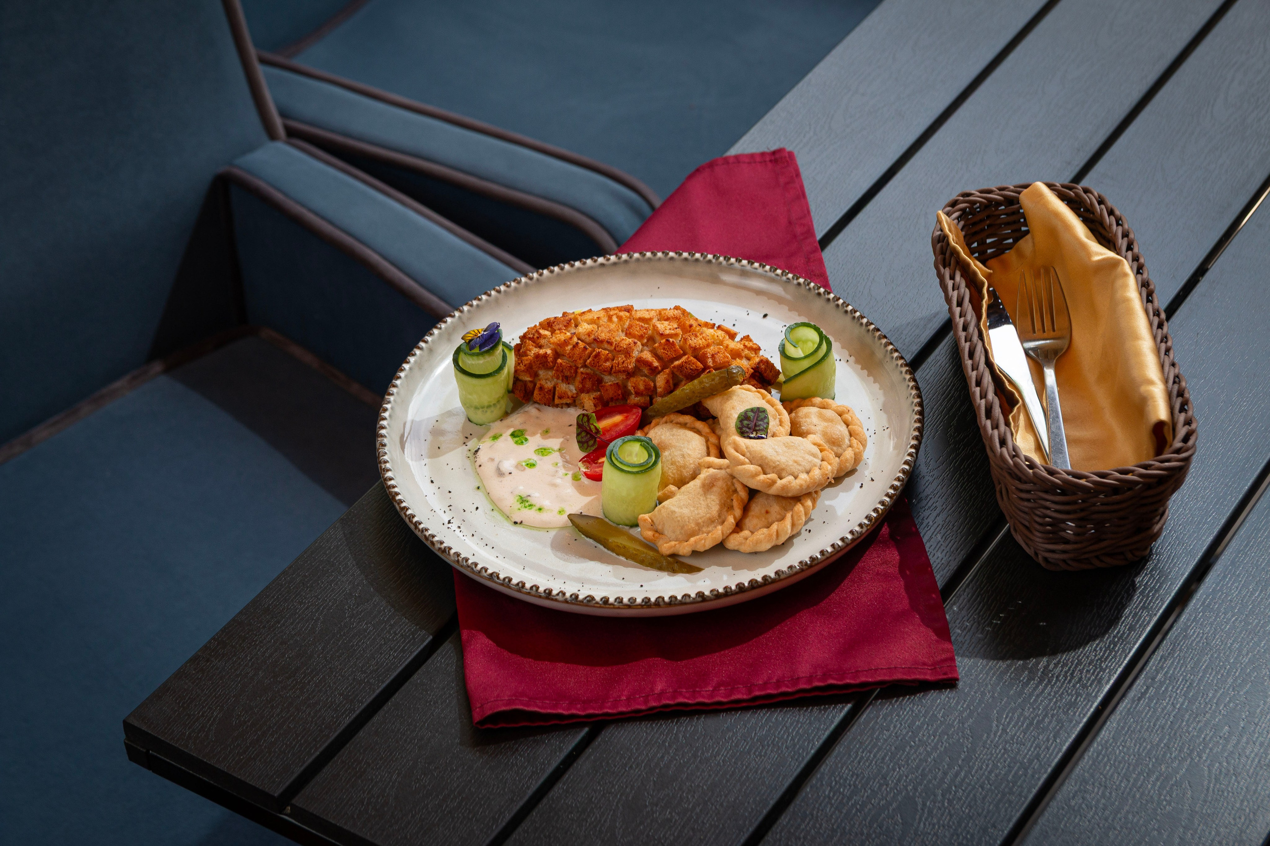 Вояж. Александр Стряпунин — предметный фотограф в Улан-Удэ