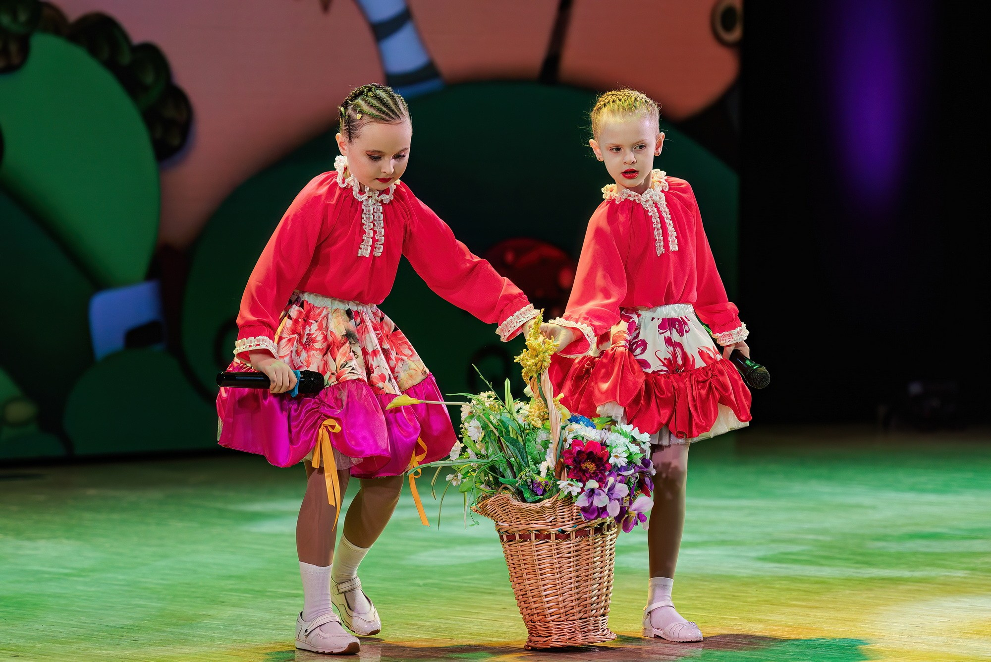 Отчетный концерт Образцового коллектива Алтая театра эстрадной песни «Созвездие». Свадебный и репортажный фотограф Никита Сницарев в Барнауле