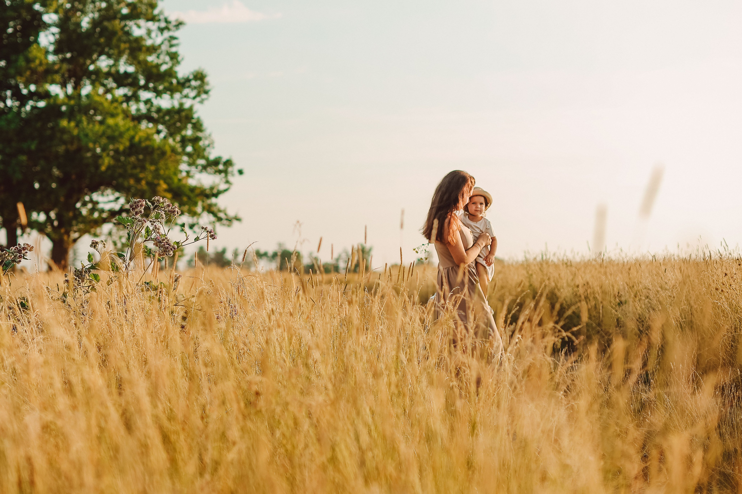 У дуба. Фотограф Алена Малинина в Санкт-Петербурге Пушкин Питер СПб Семейные и детские фотосессии