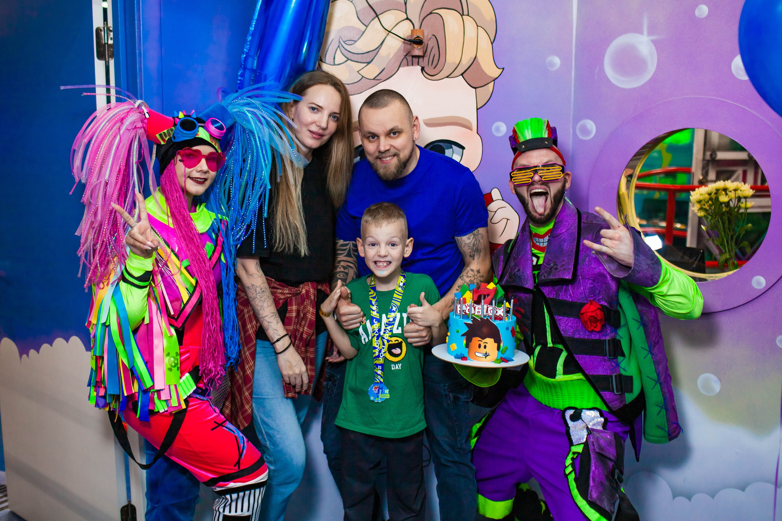 Неон Челендж День рождения Ярослава. Детский и семейный фотограф в Санкт-Петербурге Елизавета Сорокина