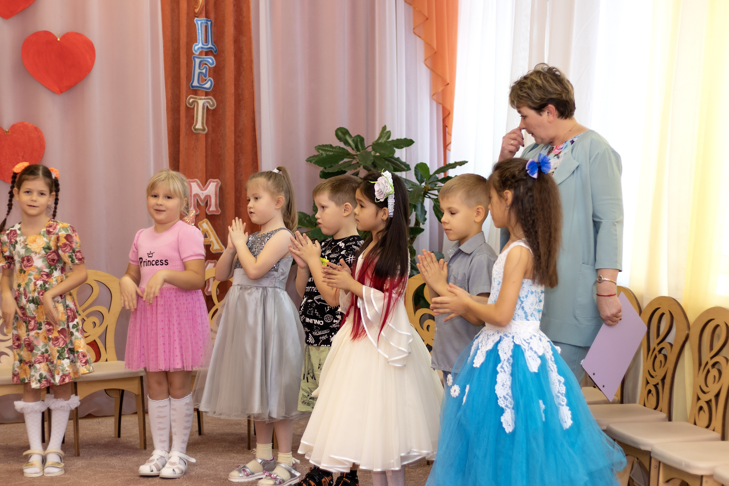 Утренник в Детском Садике. Школьный и детский фотограф в Холмске, Южно-Сахалинске