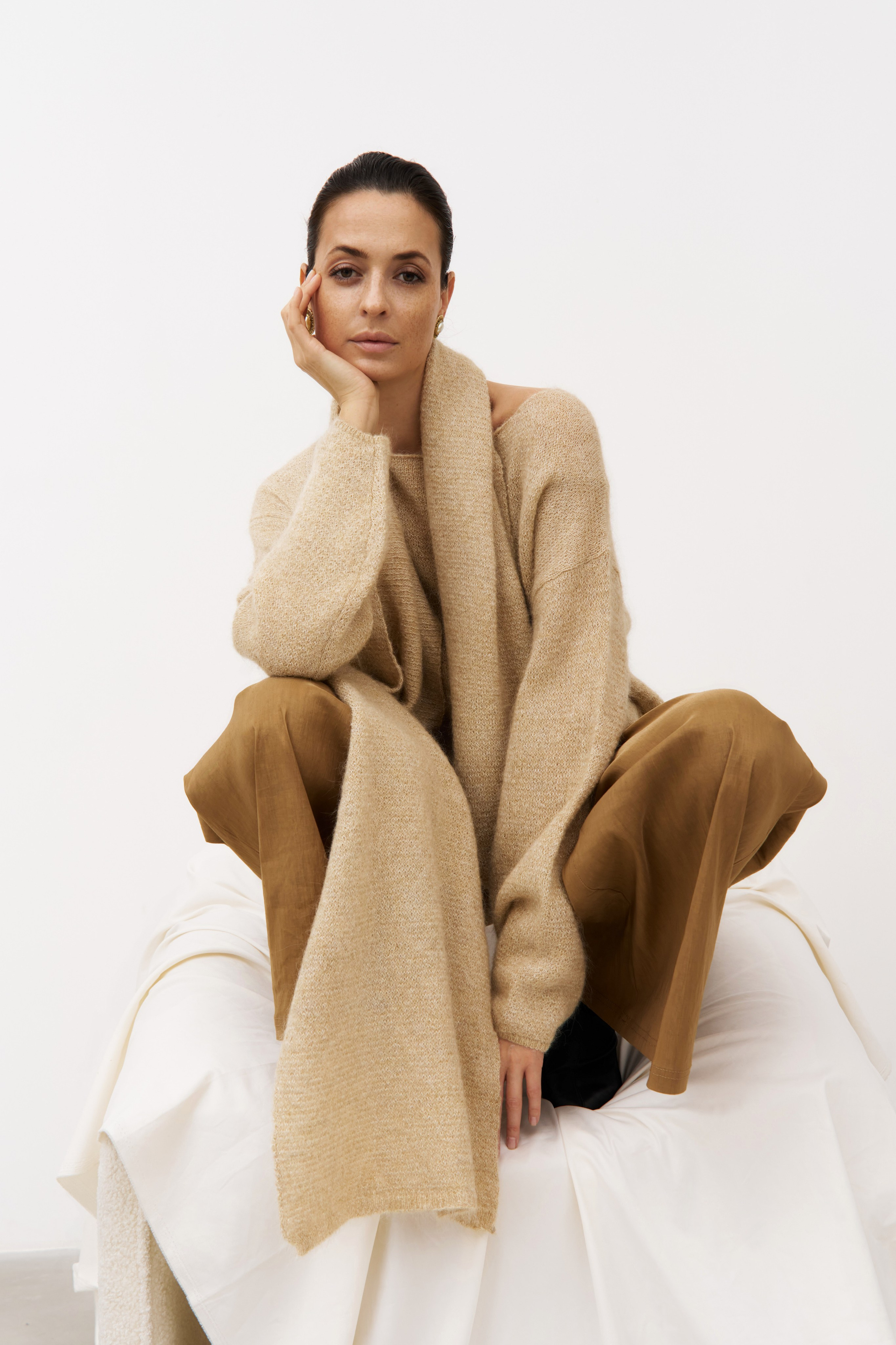 COLETTE ADONY. Главная