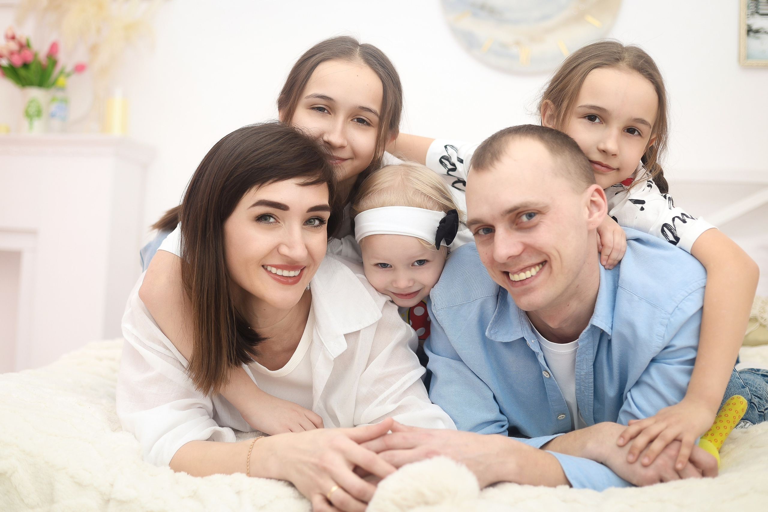 Семейные фотосессии студийные; новогодние, тематические, домашние и тд. Выпускные альбомы для школ и Детских садов в Барнауле /Выпускные/Свадебные/Детские/Семейные и др. виды съёмок /Фотограф Вера Валейко