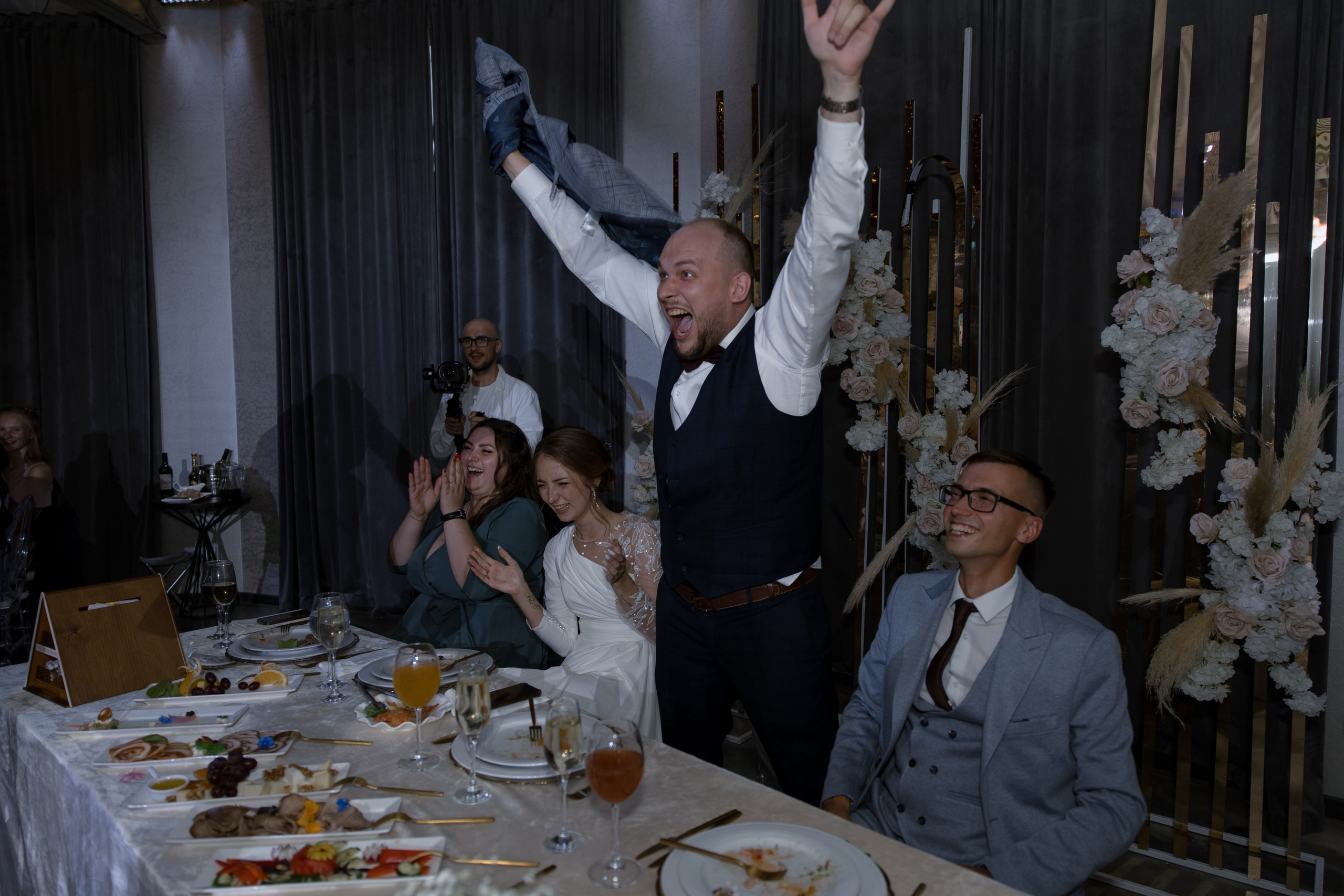 Илья и Кристина. Свадебный фотограф в Санкт — Петербурге и Ленинградской о