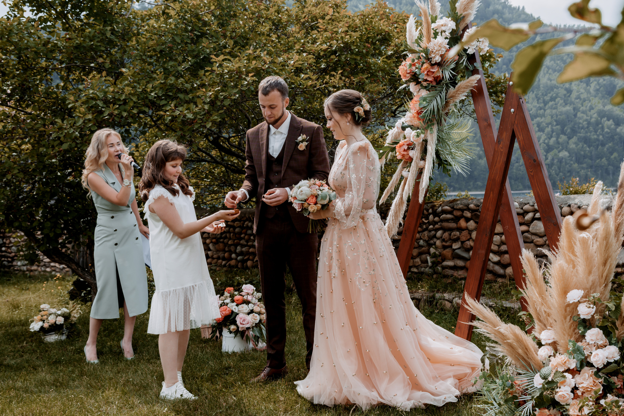 Аркадий и Дарья. Свадебный семейный фотограф в Иркутске Светлана Светлакова