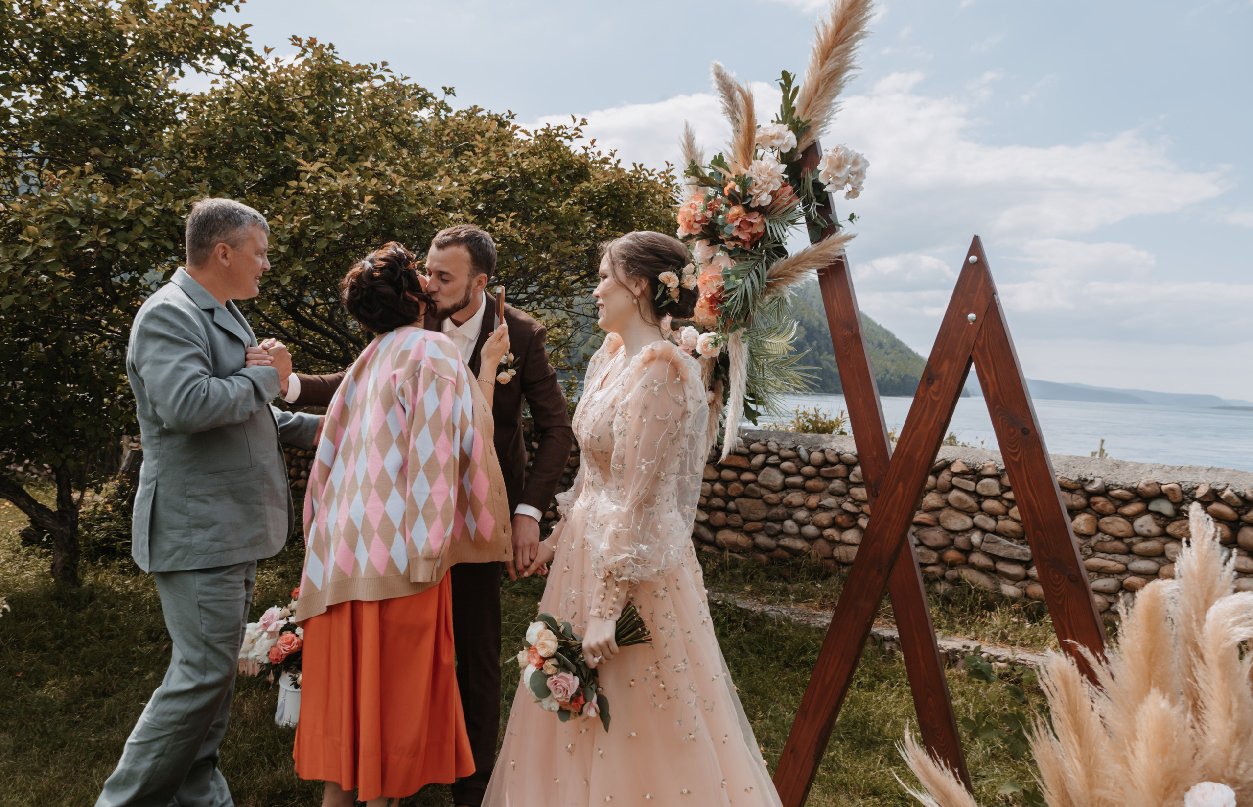 Аркадий и Дарья. Свадебный семейный фотограф в Иркутске Светлана Светлакова