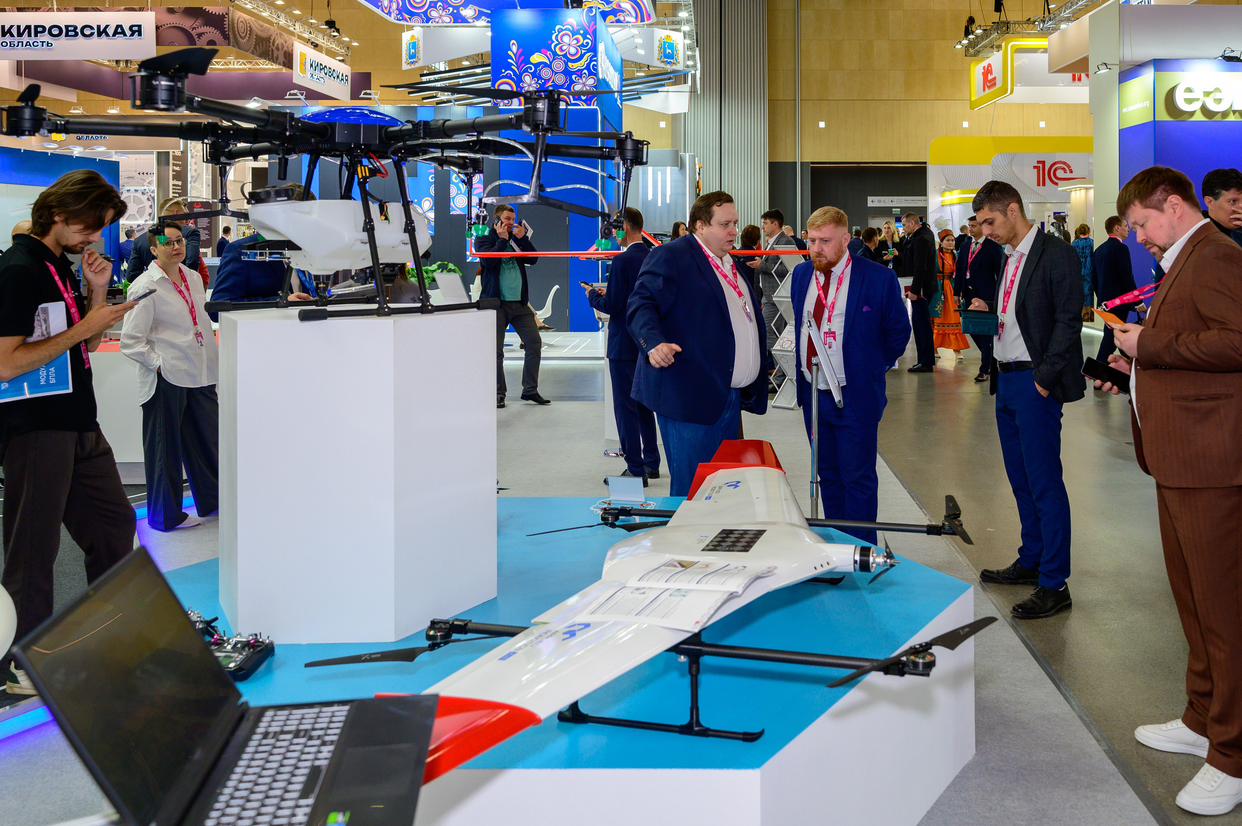 BigindustrialweekBelarus. Фотоуслуги, услуги фотографа, фотографирование важных событий