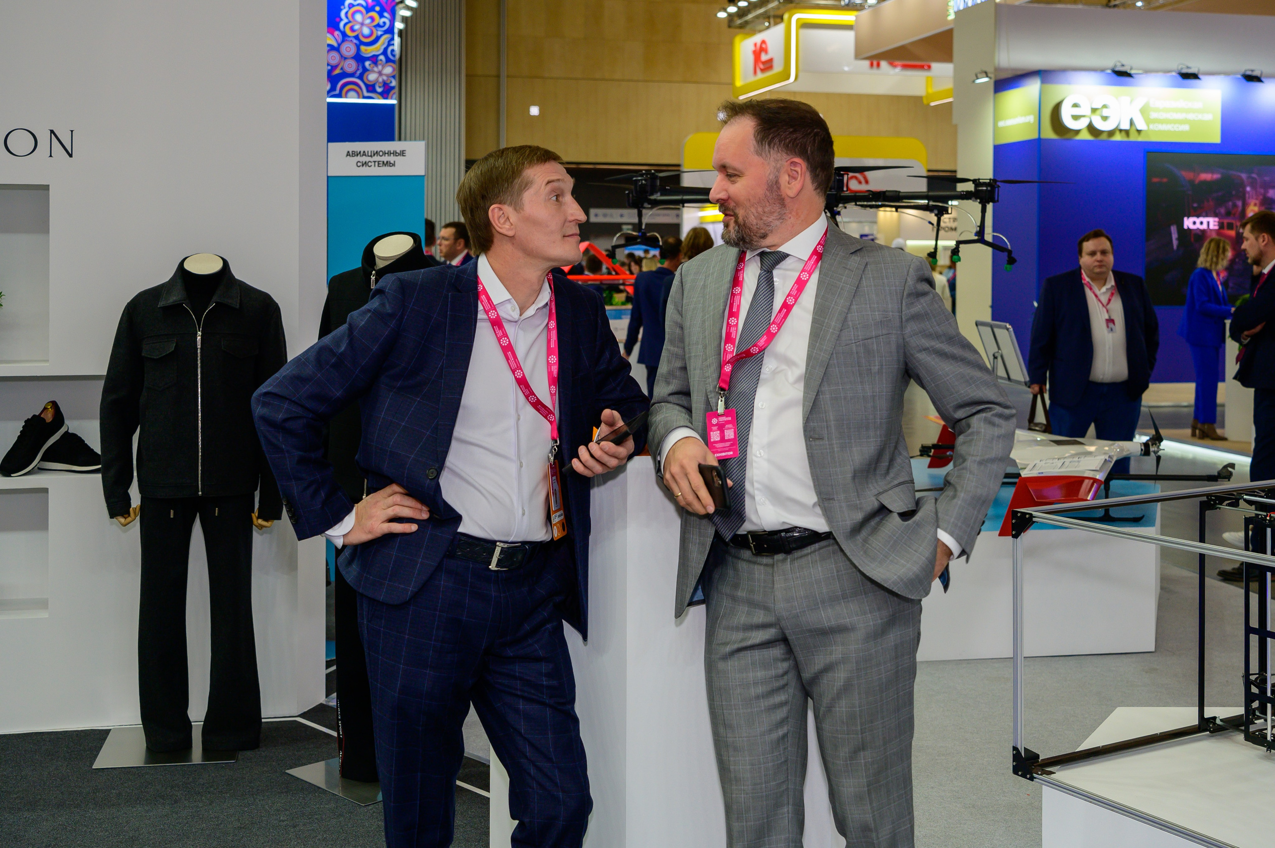 BigindustrialweekBelarus. Фотоуслуги, услуги фотографа, фотографирование важных событий