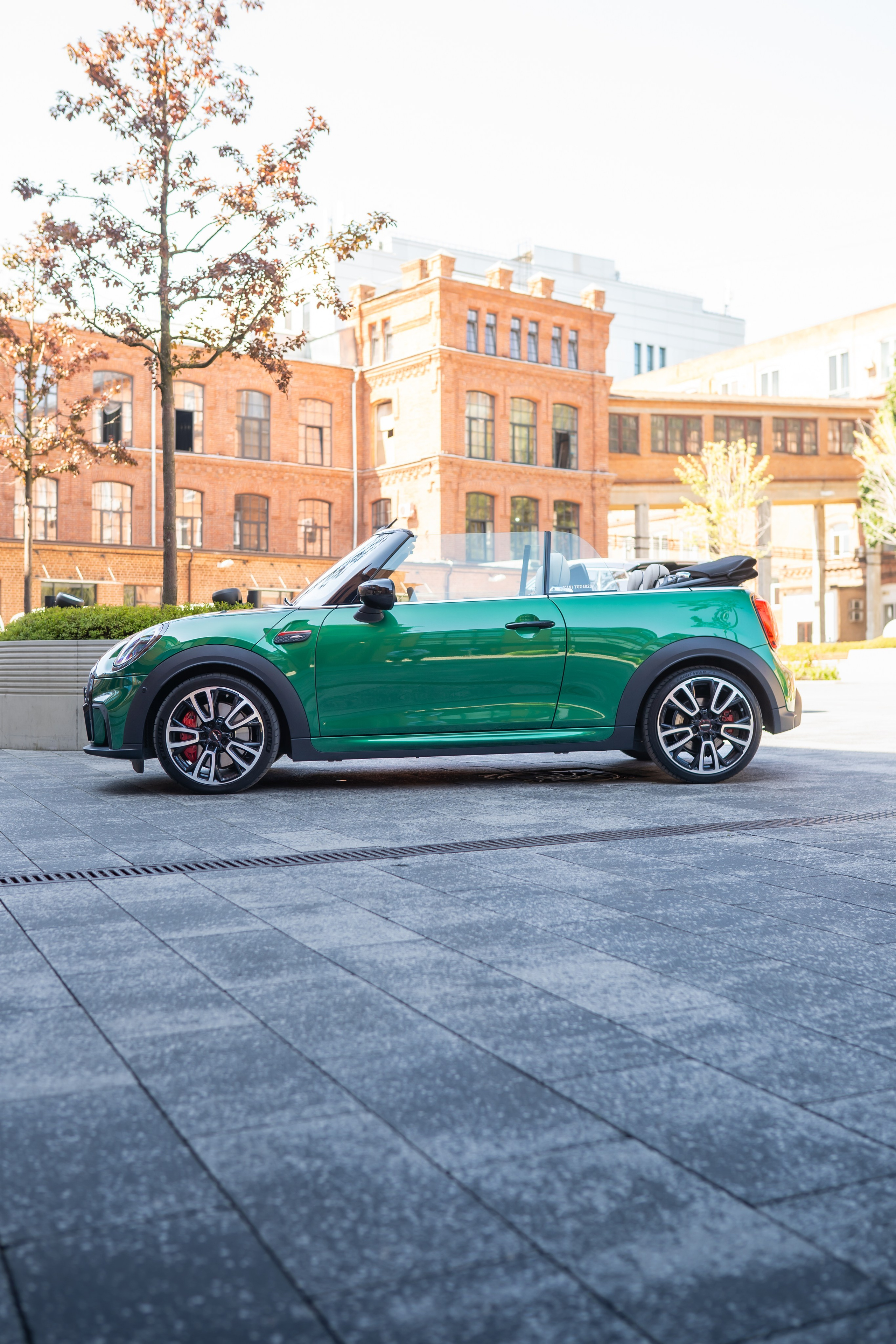 Mini Copper JCW Green. Mirllaev
