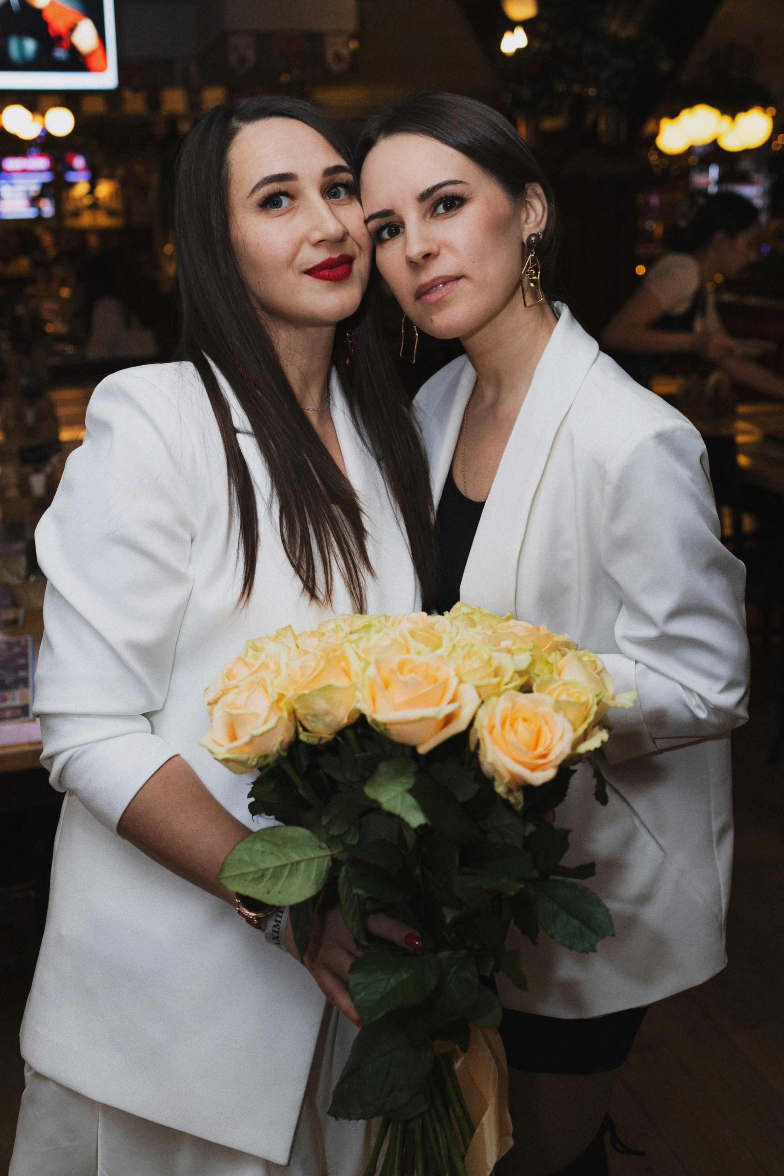 Для Юлии | день рождения в ресторане 🌹. Портретный фотограф в Новосибирске
