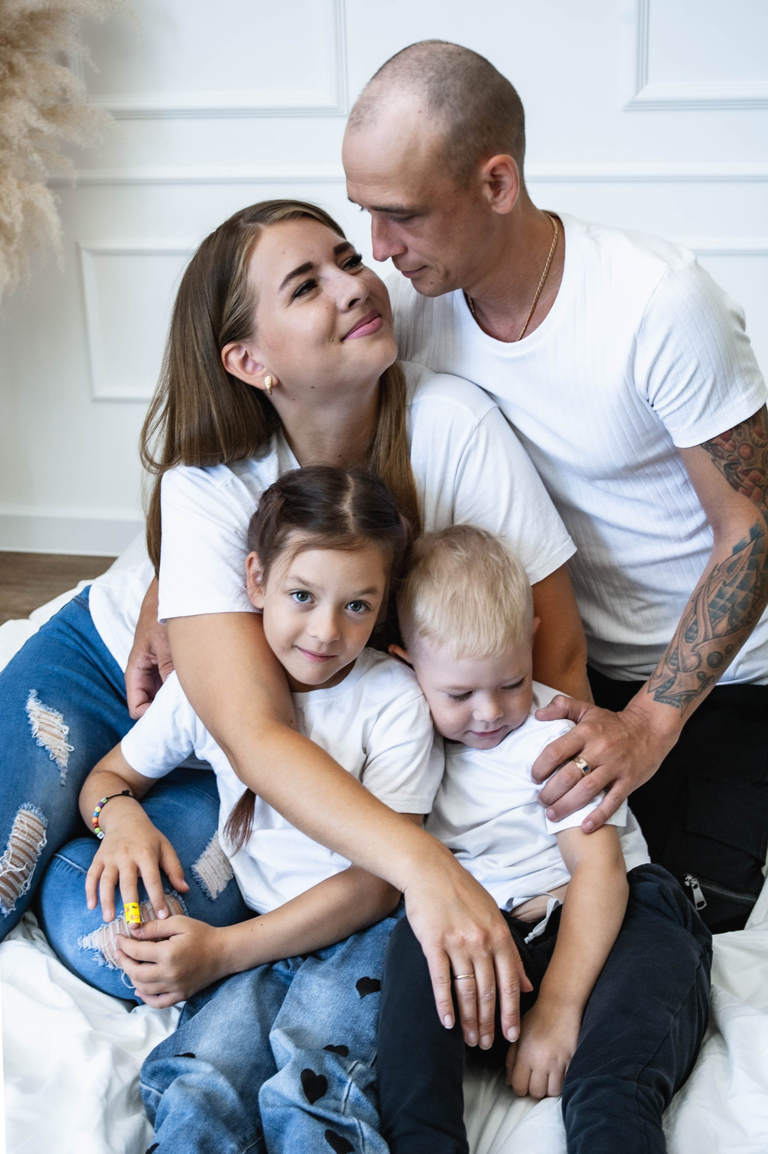 Family photo shoot в студии. Индивидуальные, семейные съёмки в Краснодарском крае-Фотограф Мария Б