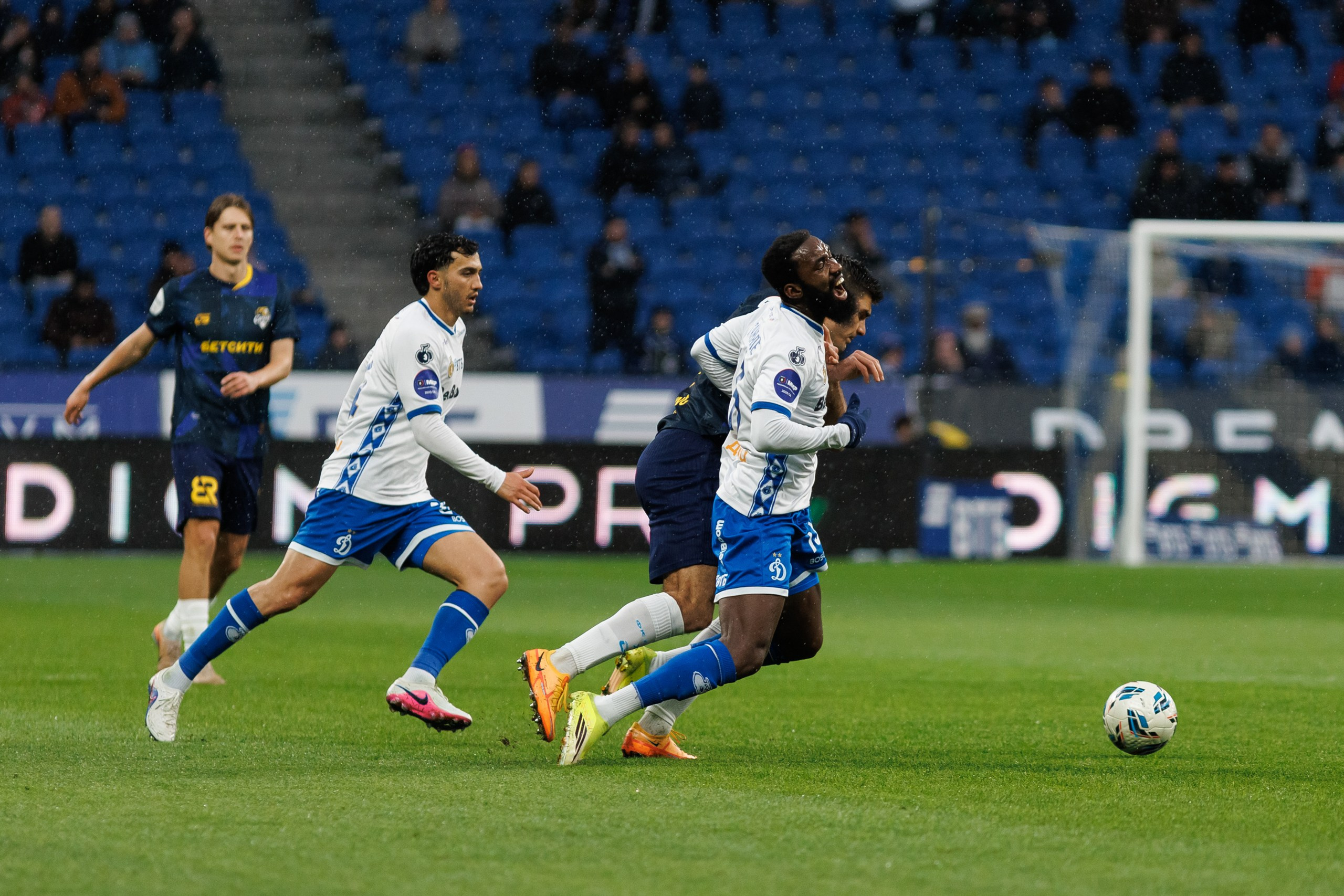 Футбол. Динамо-Сочи