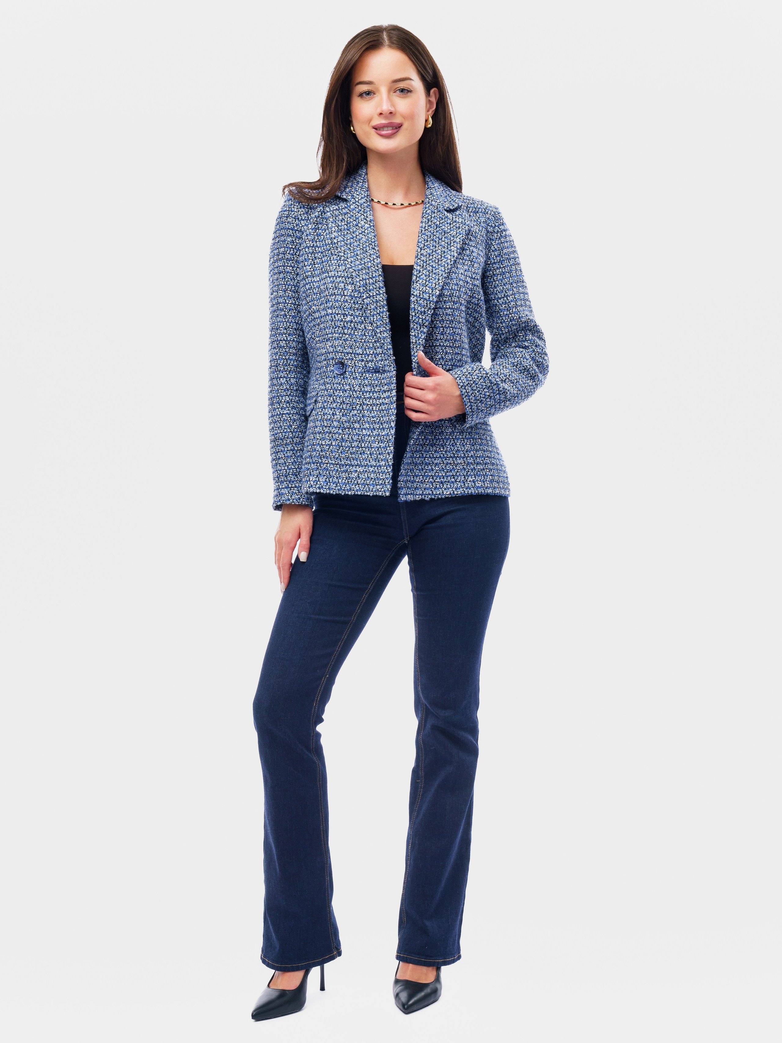 Ольга, 42-44 р-р, рост 175. KED Production — продакшн из СПб. Создаём фото, видео и контент, который помогает брендам и селлерам продавать больше