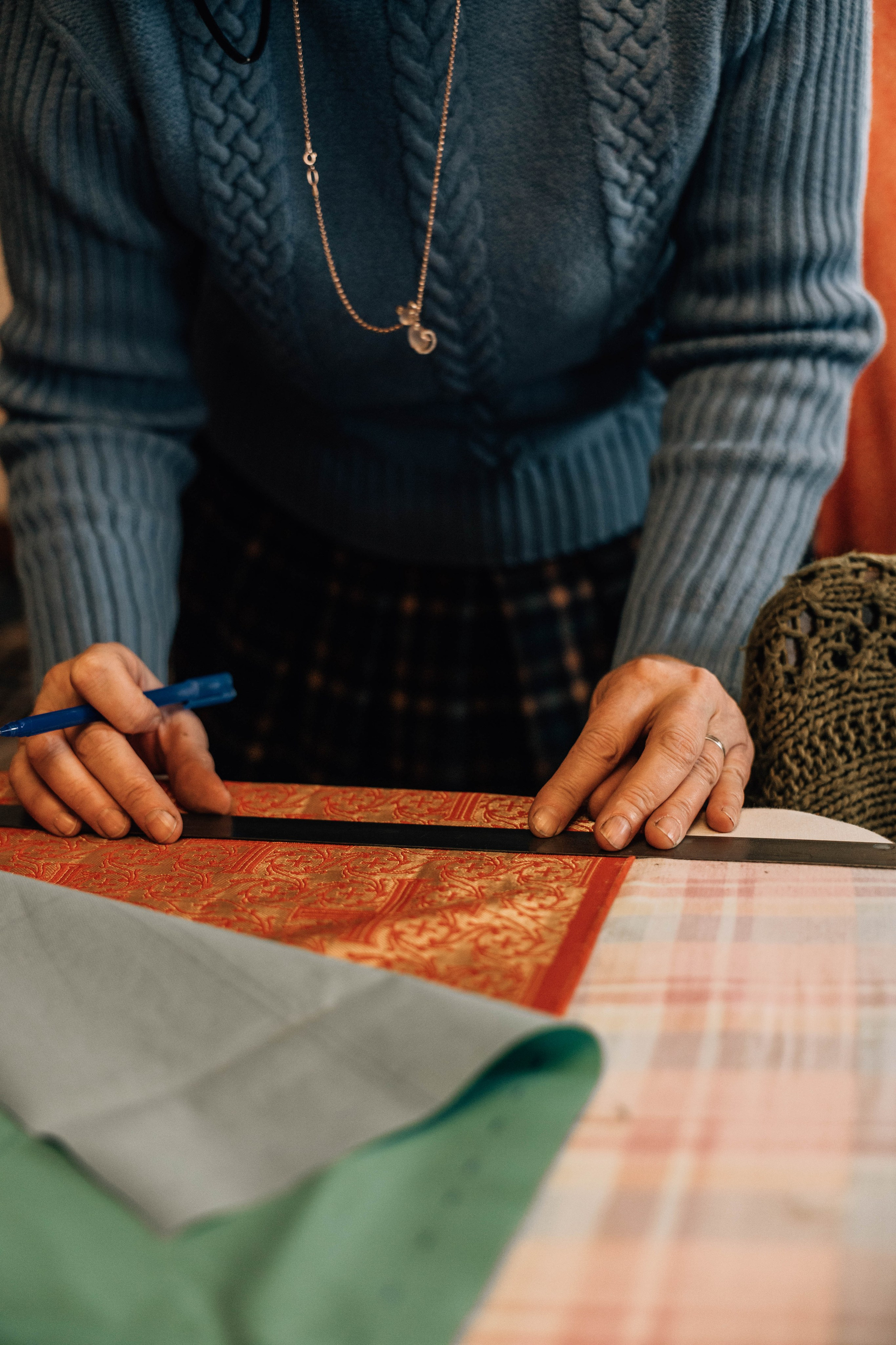 Александра: пошив церковных облачений. Фотограф Серебряные Пруды — Екатерина Рыкина | Детские и семейные фотосъемки, бытовой жанр