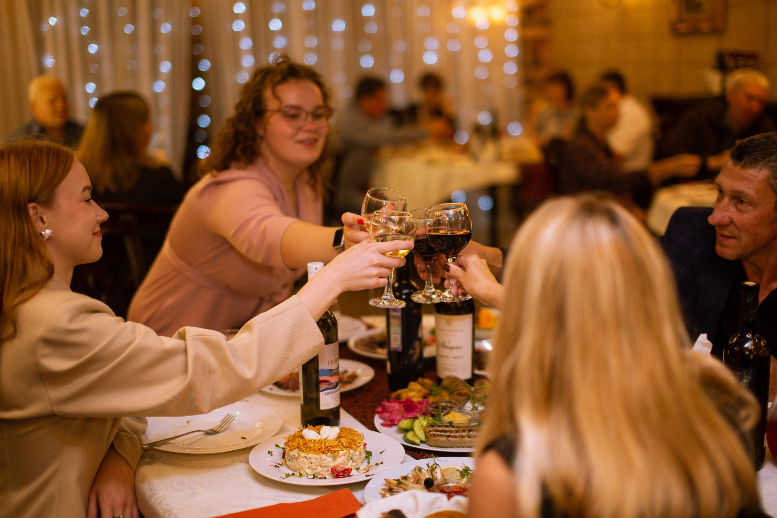 Торжество (Свадьбы, репортаж). Фотограф в Екатеринбурге Аня Махмина