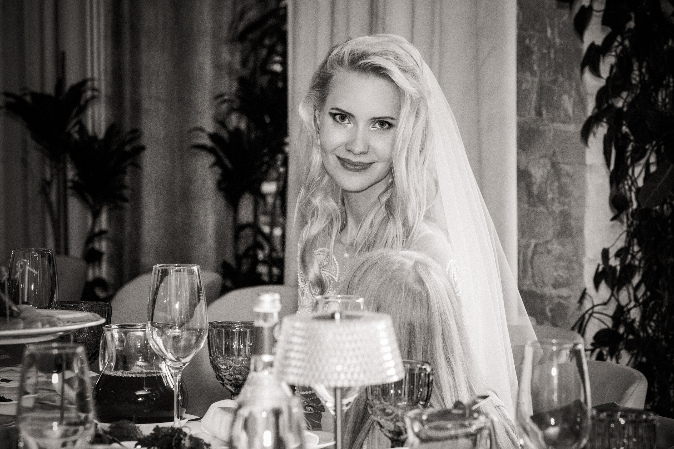 Свадебная фотосессия на ВДНХ. Свадебный и семейный фотограф в Москве и Подмосковье Лариса Козлова