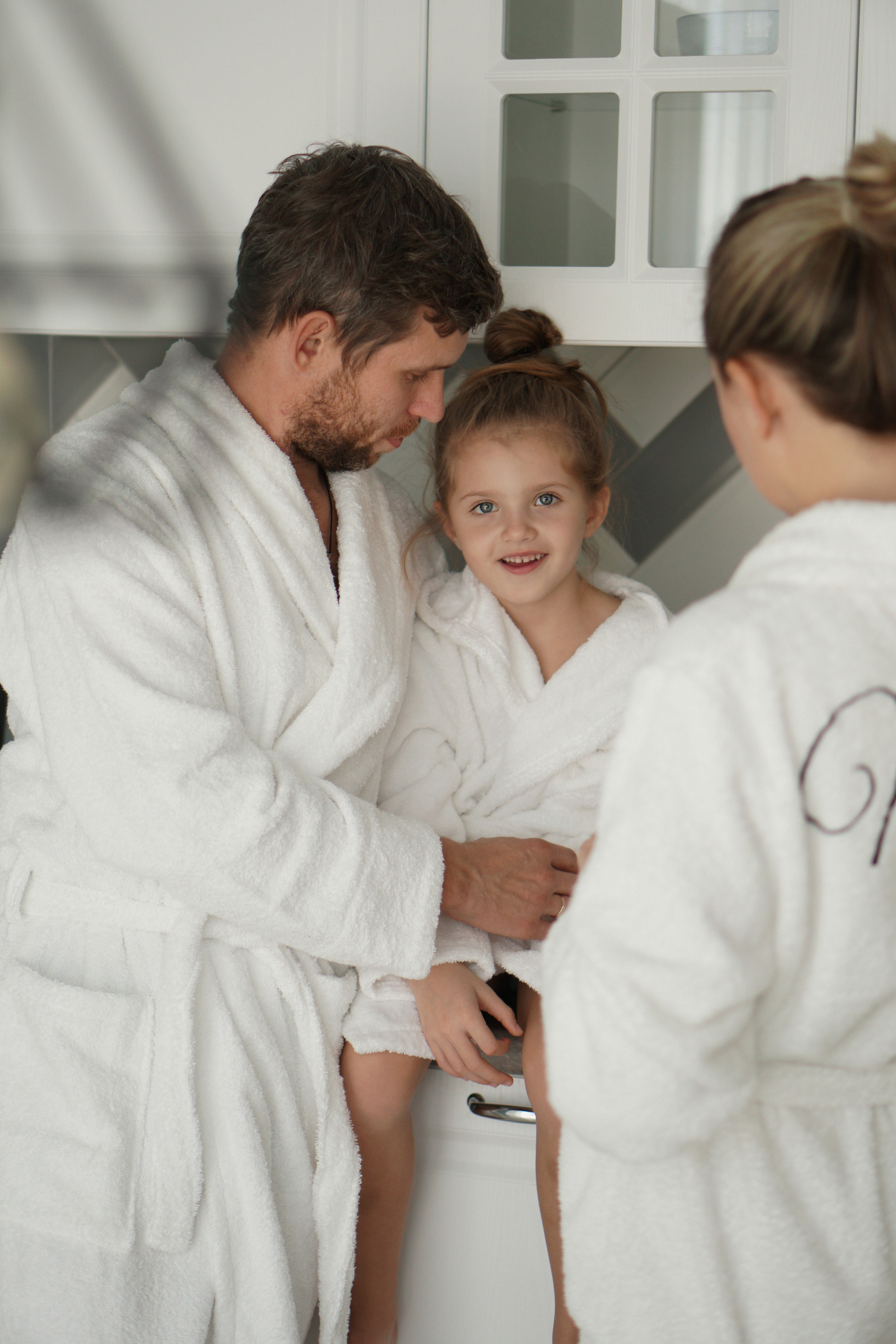 Костя, Таня и Лизи. Главная