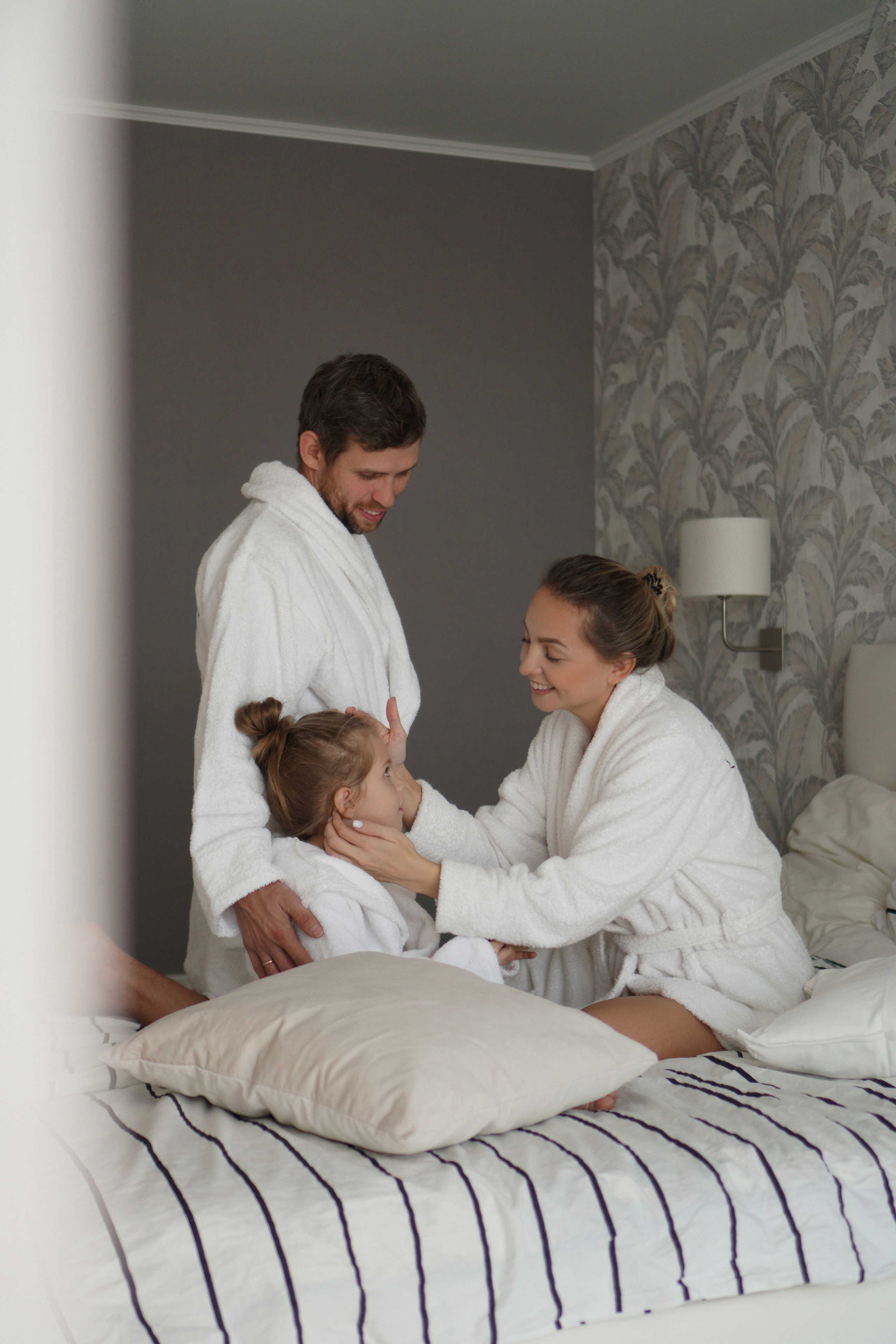 Костя, Таня и Лизи. Главная